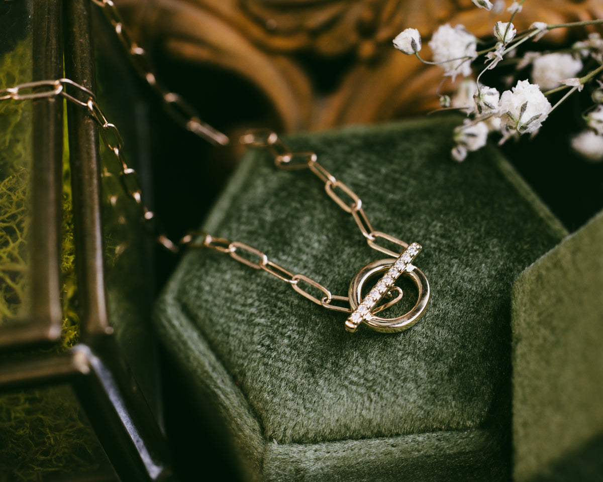 .04 CTW NATURAL DIAMOND TOGGLE NECKLACE-1