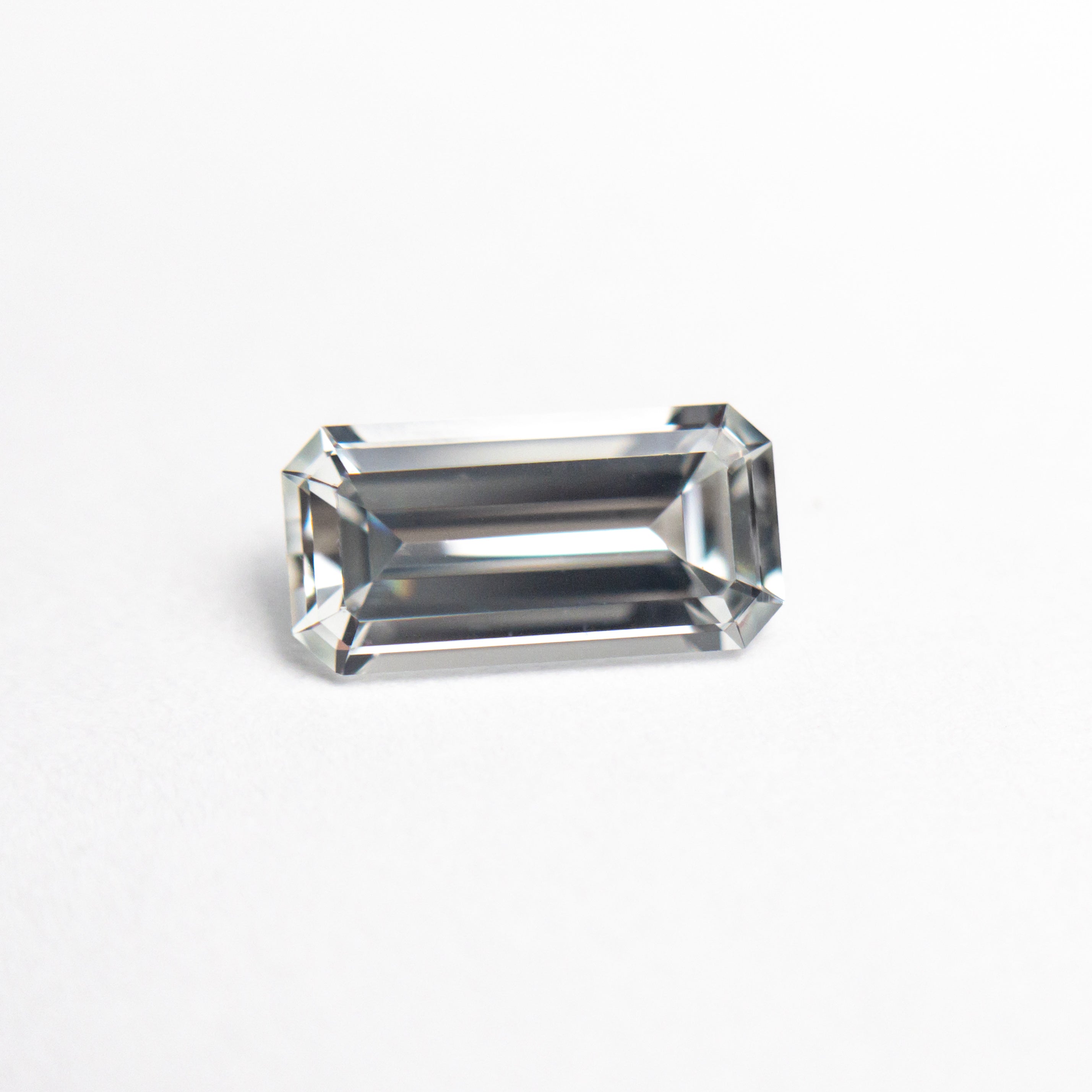 0.90ct 7.98x4.00x2.65mm Cut Corner Rectangle Step Cut Sapphire 23773-03-Staghead Designs