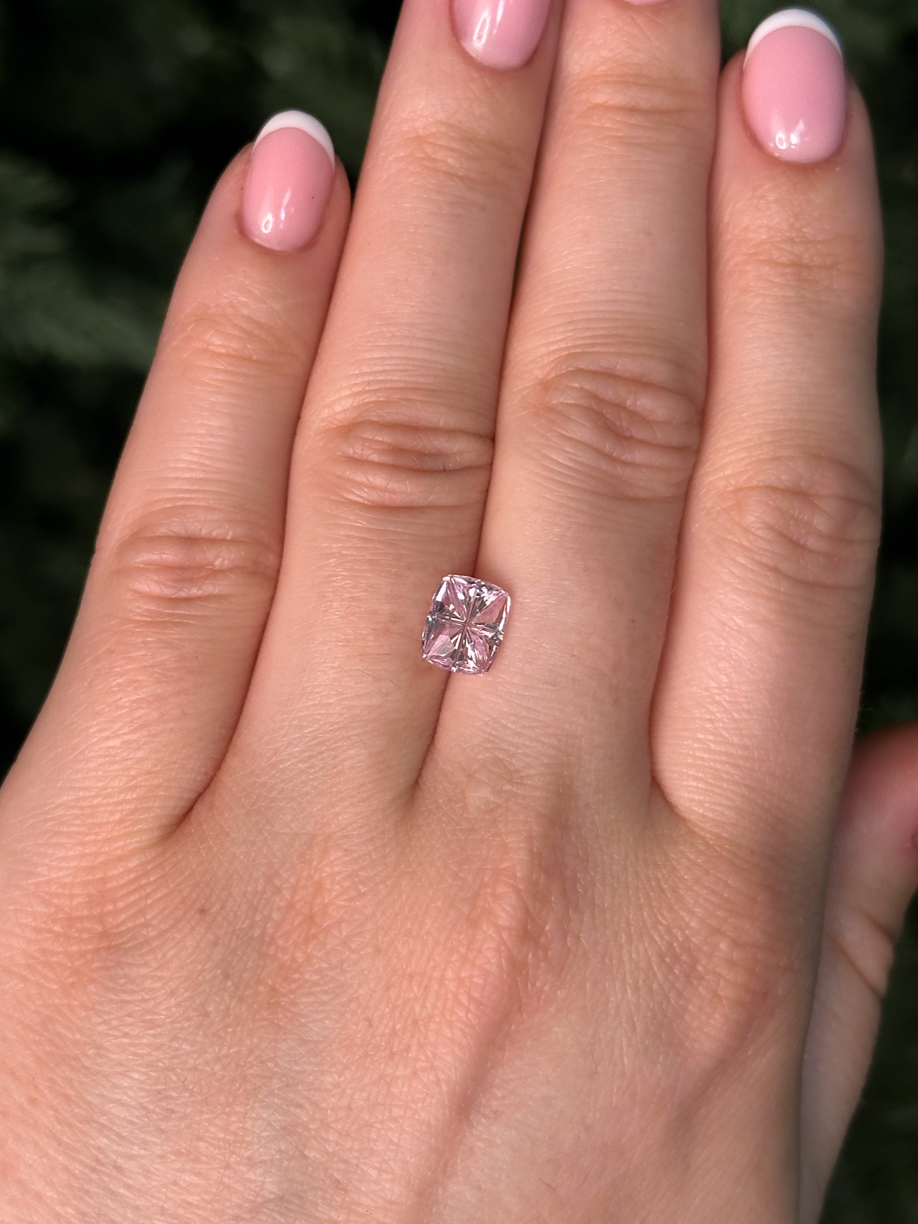 1.9ct 7.0x6.2x3.44mm CUSHION STARBRITE CUT NATURAL PINK SAPPHIRE-Staghead Designs