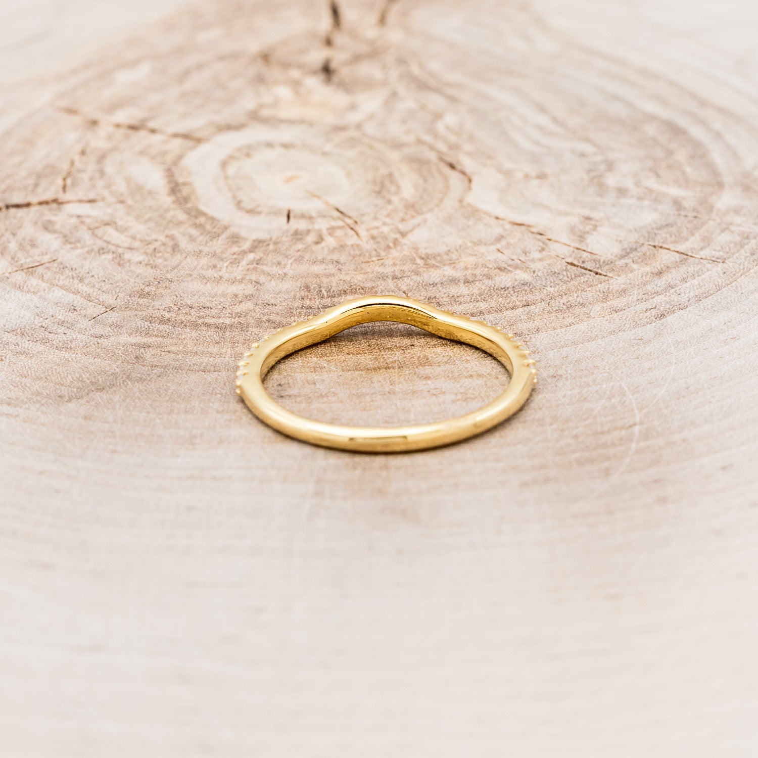 CONTOURED TRACER WITH DIAMOND ACCENTS-5