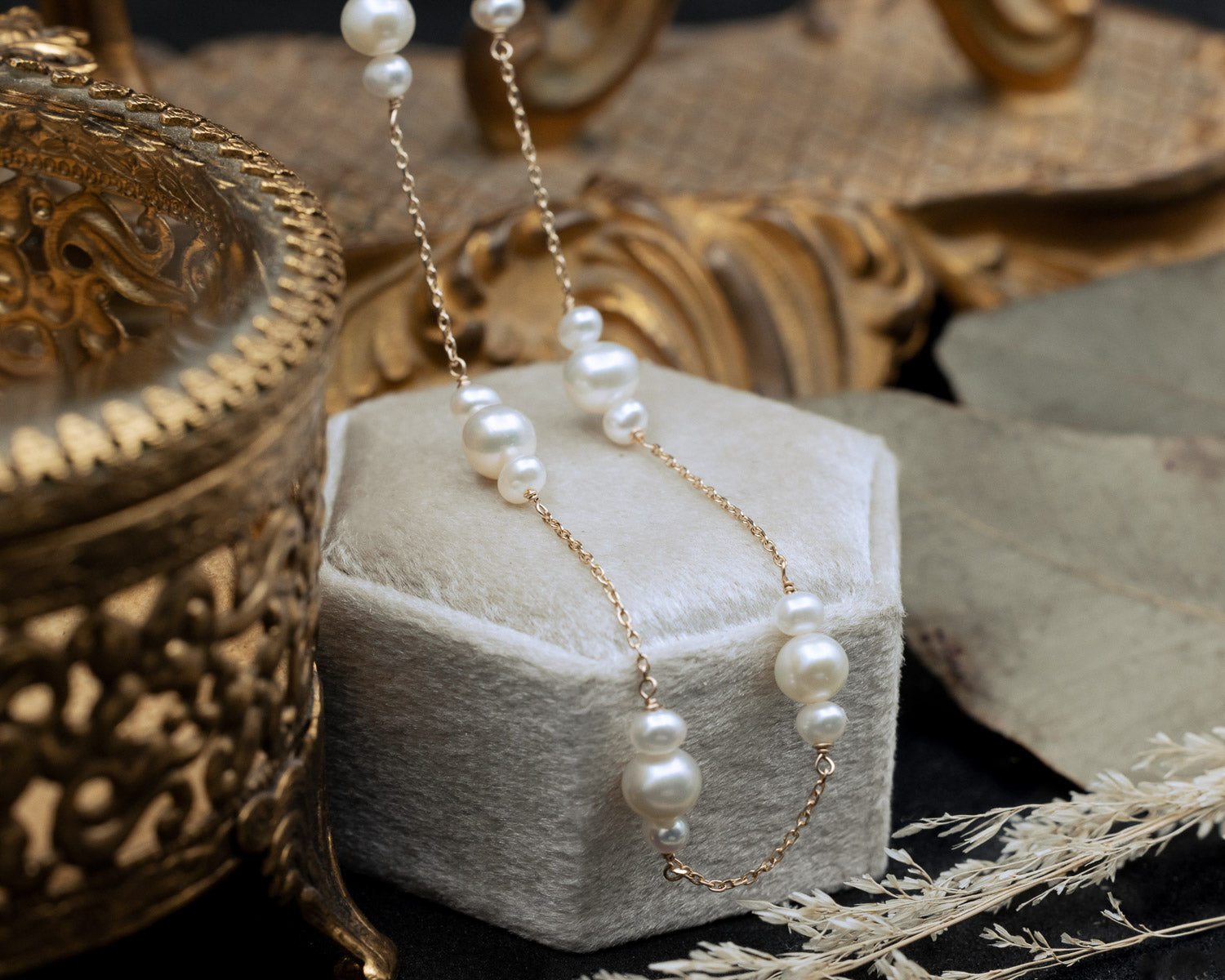 14K GOLD NECKLACE WITH CULTURED WHITE FRESHWATER PEARLS-Staghead Designs