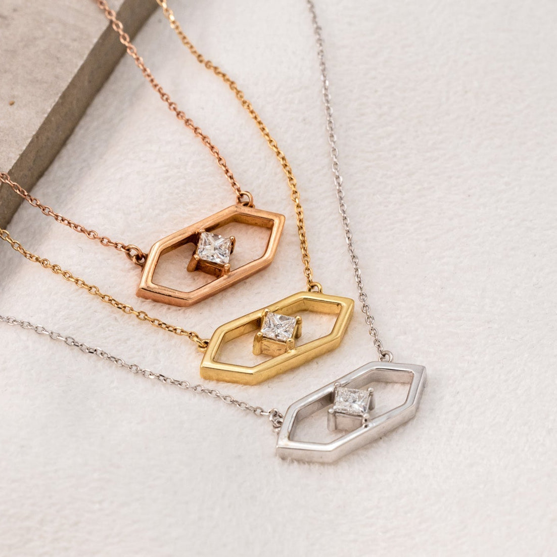 14K GOLD SINGLE DIAMOND GEOMETRIC NECKLACE-1