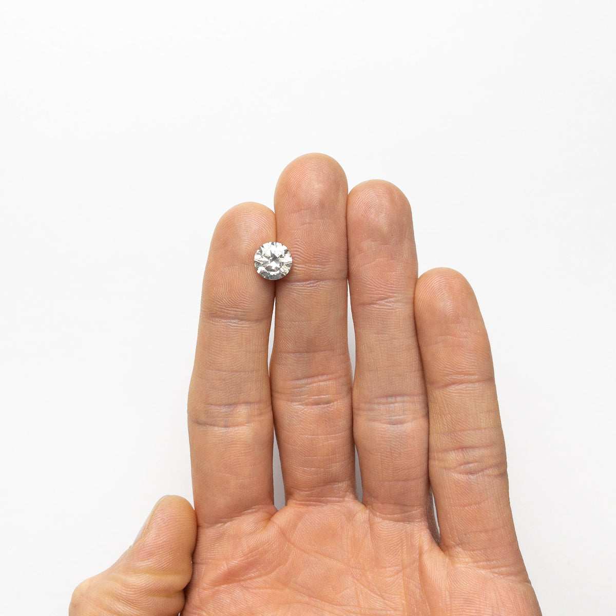 2.13ct 8.46x8.44x4.90mm Fancy Grey Round Brilliant 18268-01-Staghead Designs