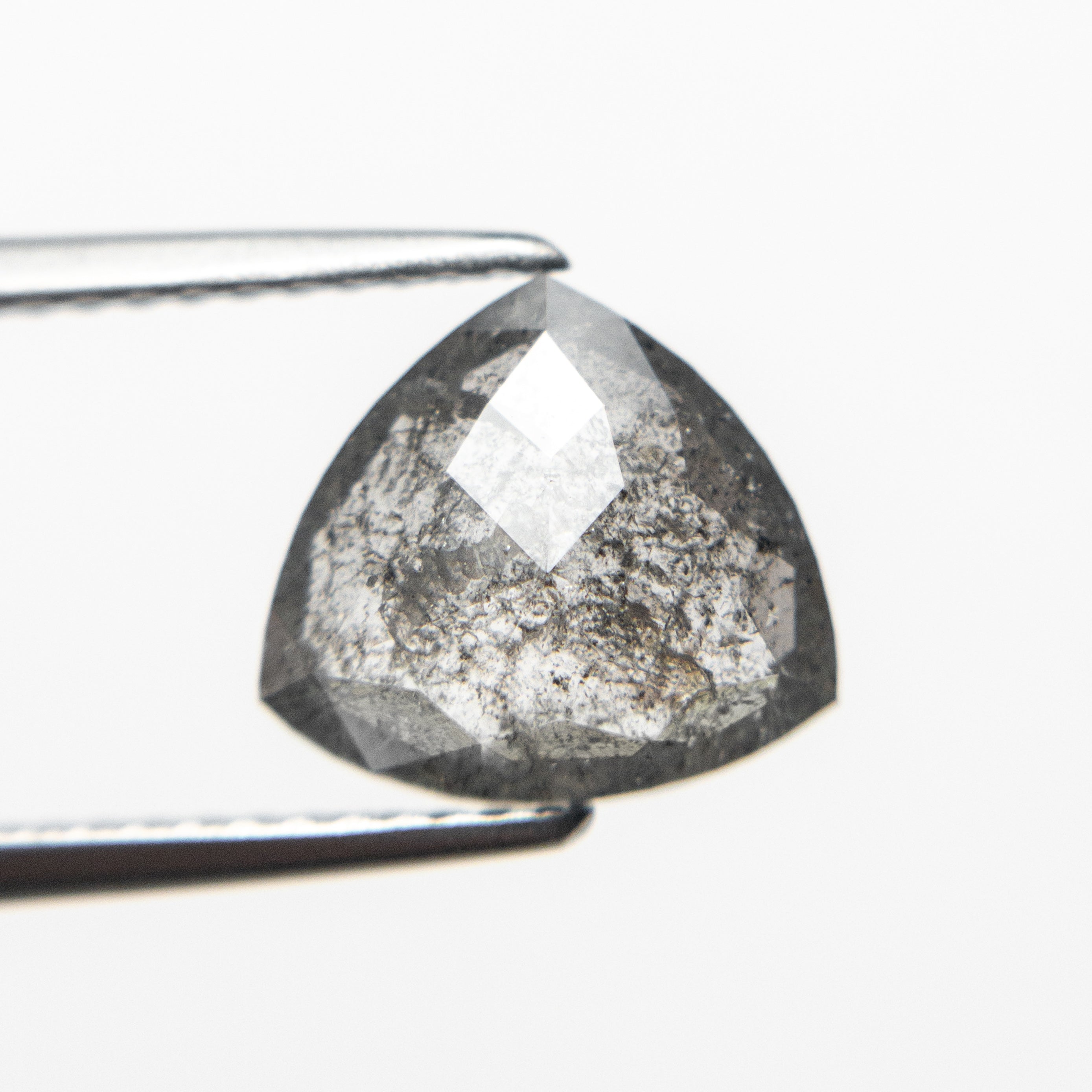 1.83ct 9.11x8.32x3.14mm Trillion Double Cut 19622-31-Staghead Designs