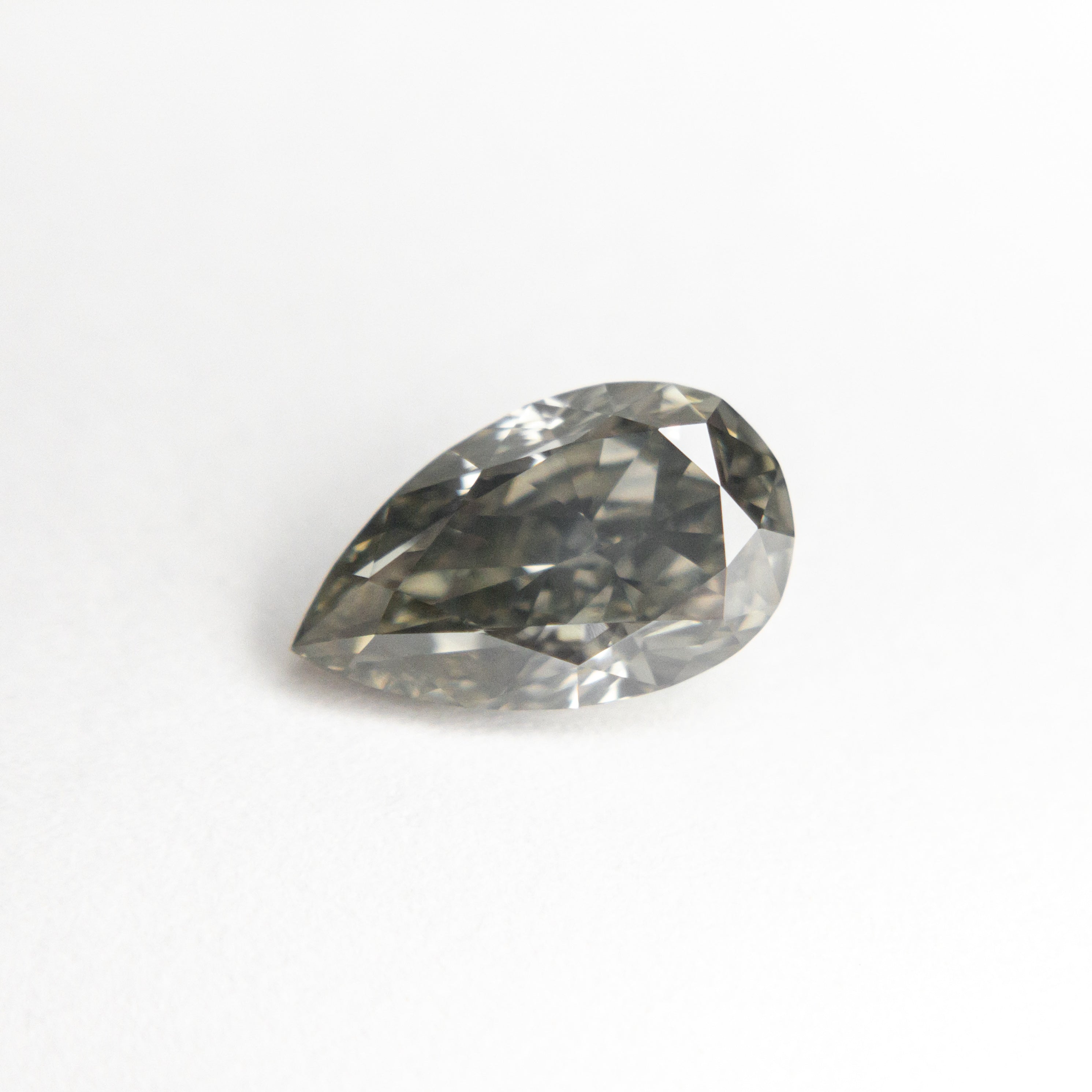 1.07ct 8.47x5.07x3.48mm Fancy Grey Pear Brilliant 19913-19-Staghead Designs