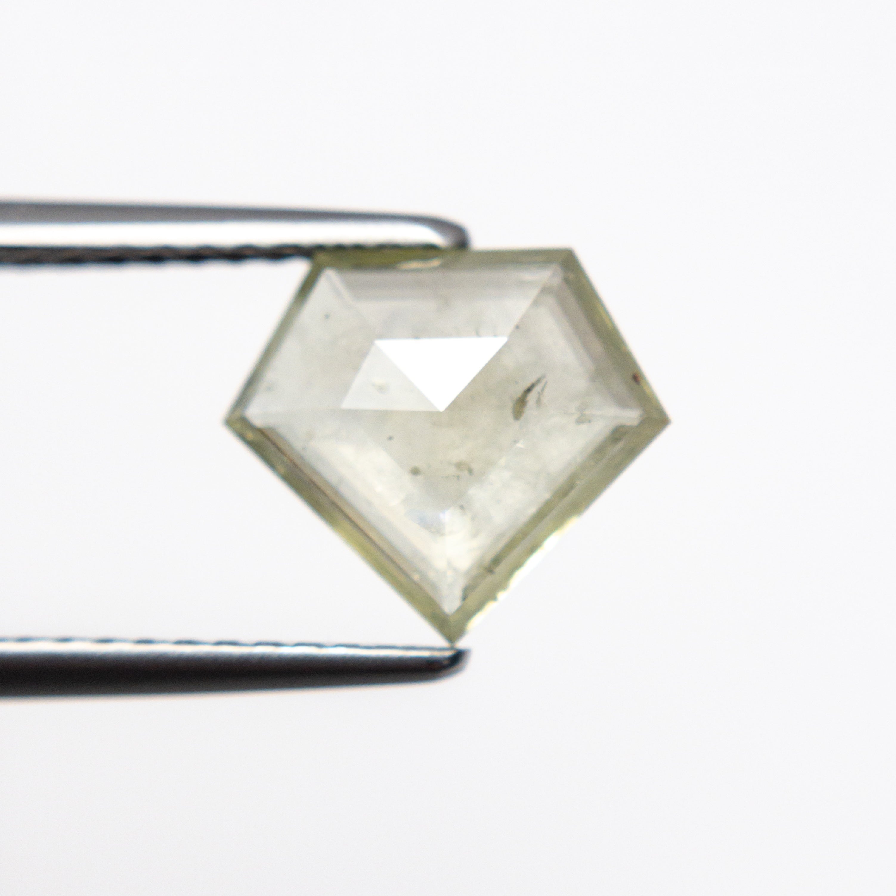 1.77ct 9.71x8.57x2.54mm Shield Double Cut Sapphire 22434-97-2