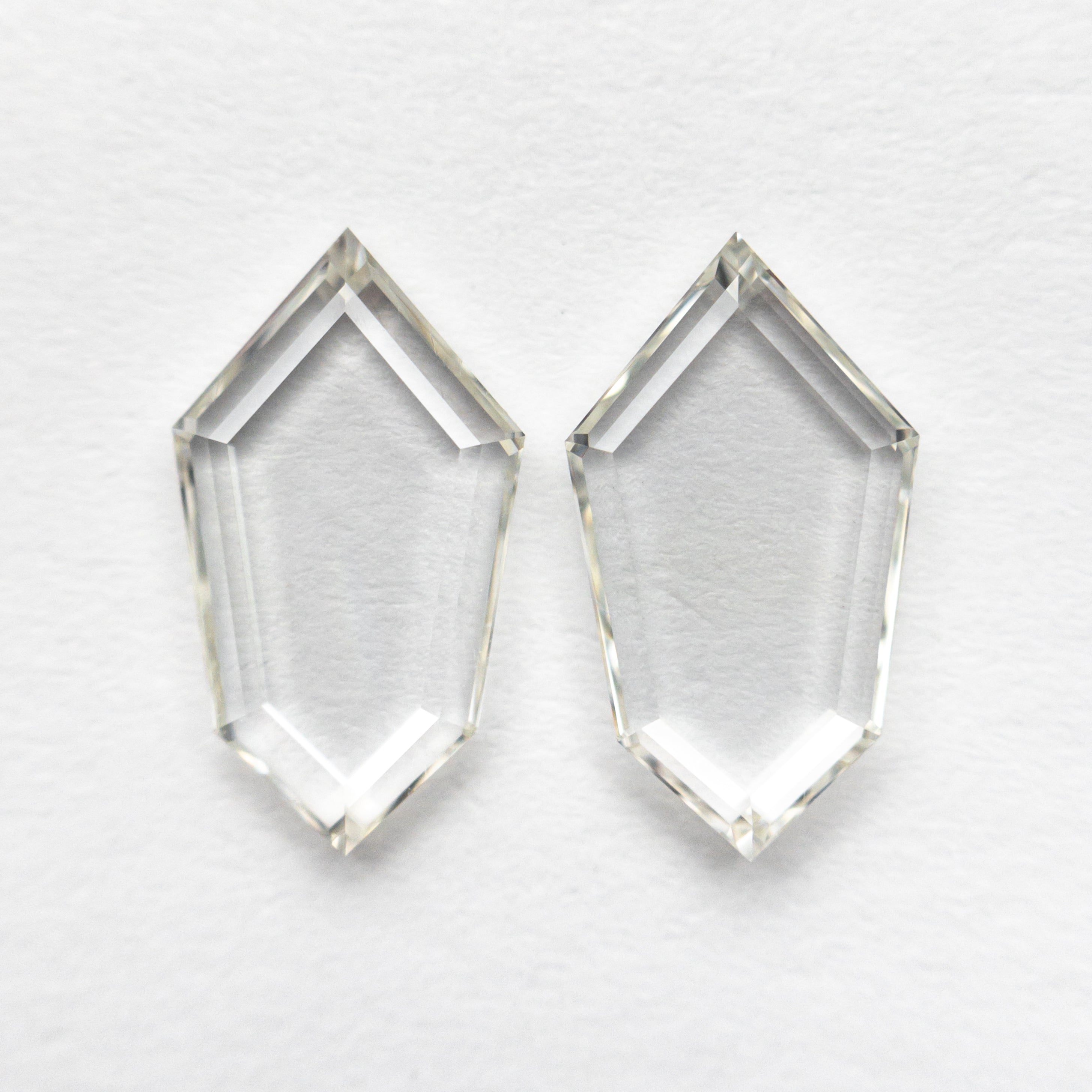 1.85cttw 2pc 10.34x5.80x1.54mm 10.30x5.78x1.58mm VS J-K Shield Portrait Cut Matching Pair 19854-49-Staghead Designs