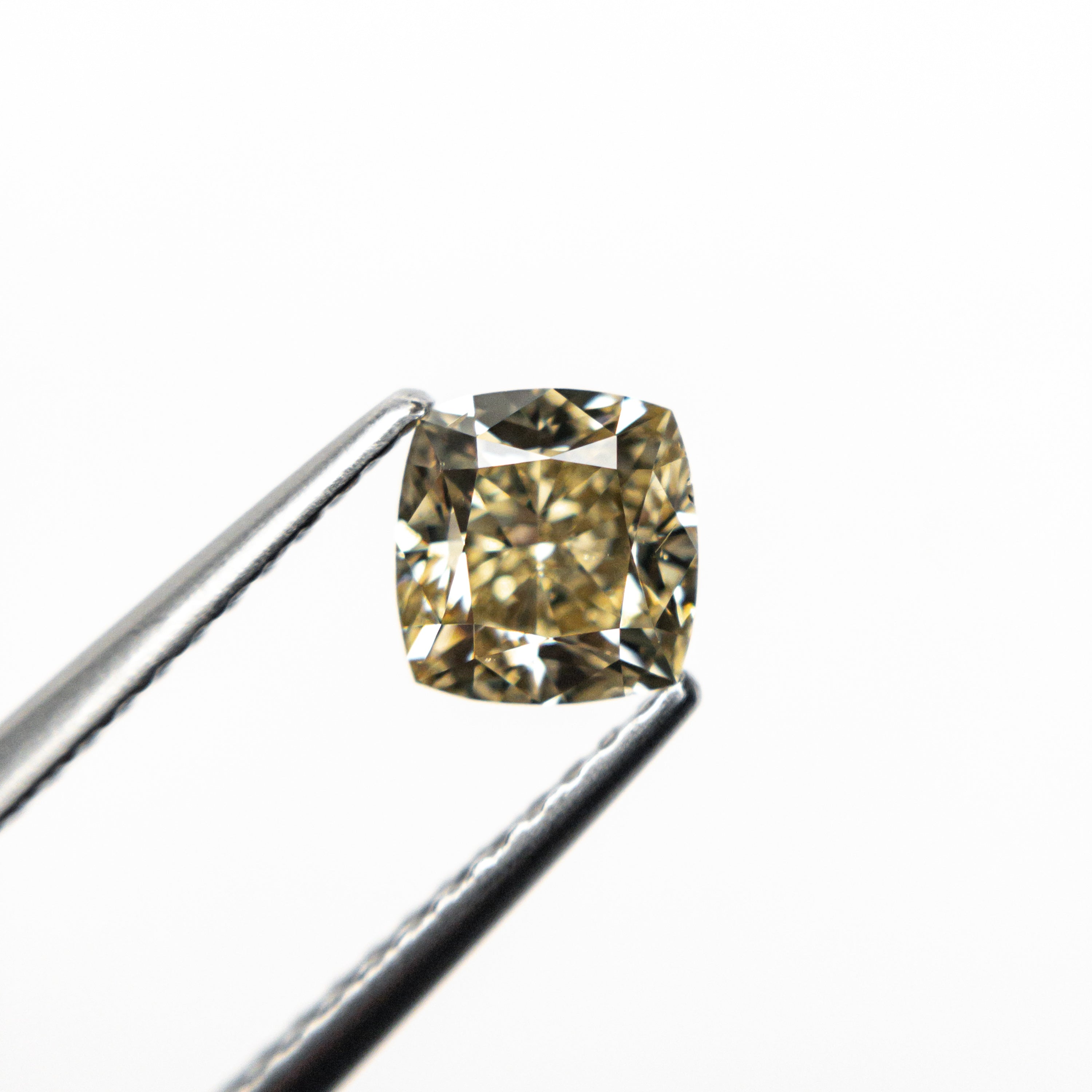 1.01ct 5.35x6.18x3.98mm SI2 C5 Cushion Brilliant 20705-10-Staghead Designs