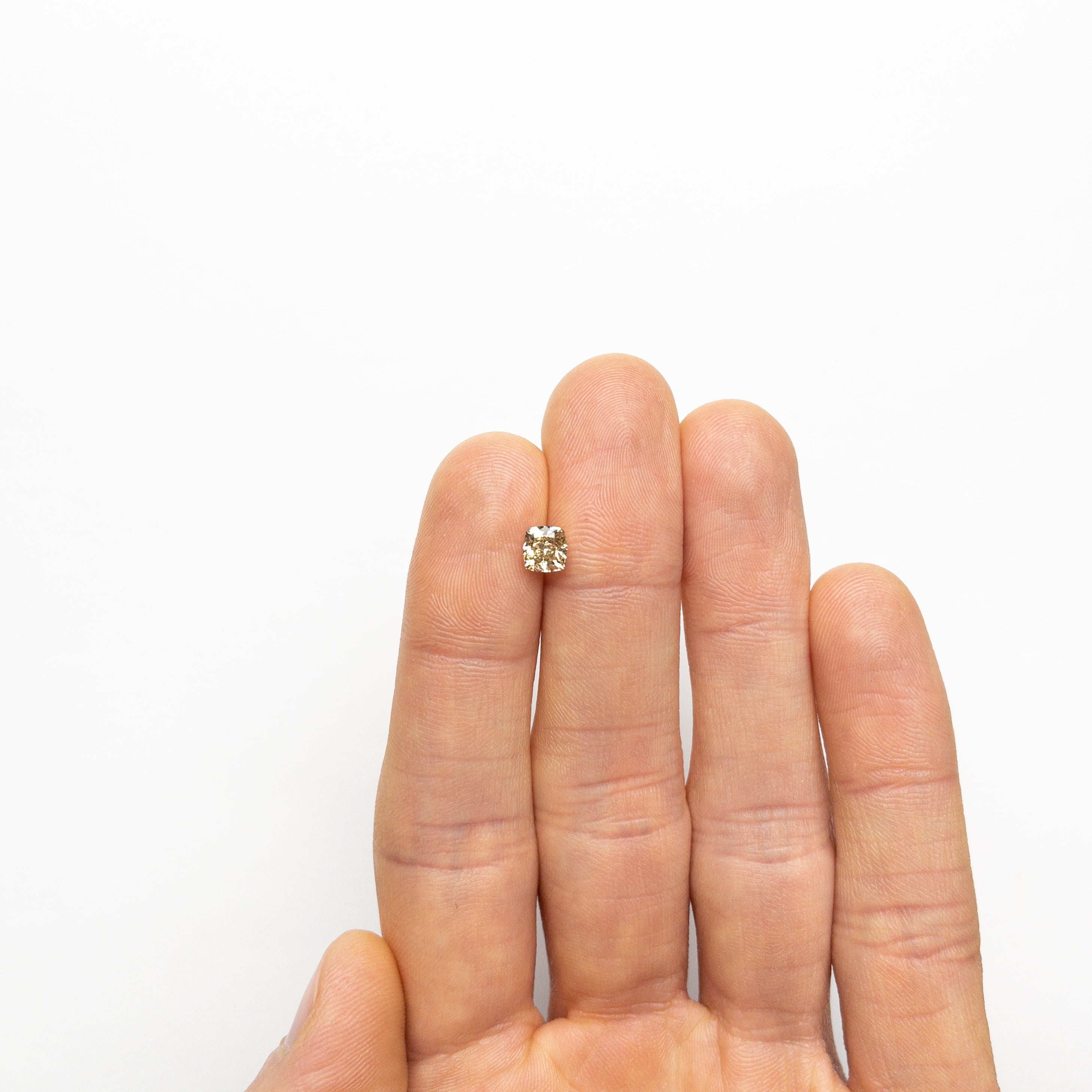 1.01ct 5.35x6.18x3.98mm SI2 C5 Cushion Brilliant 20705-10-Staghead Designs