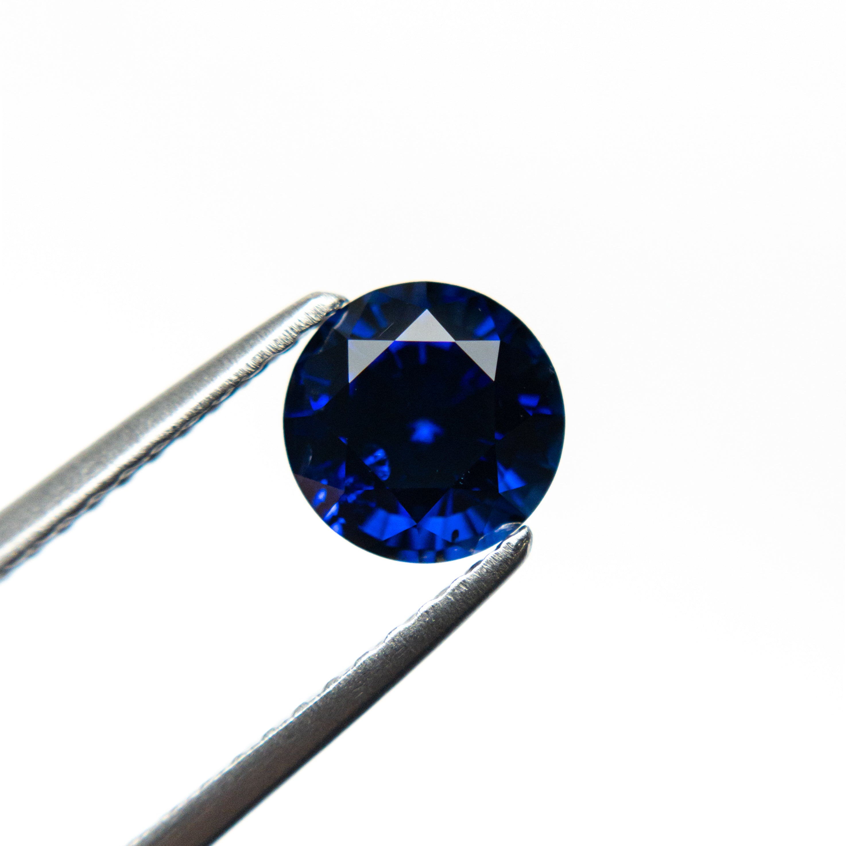 1.17ct 6.03x6.01x4.29mm Round Brilliant Sapphire 22179-01-Staghead Designs