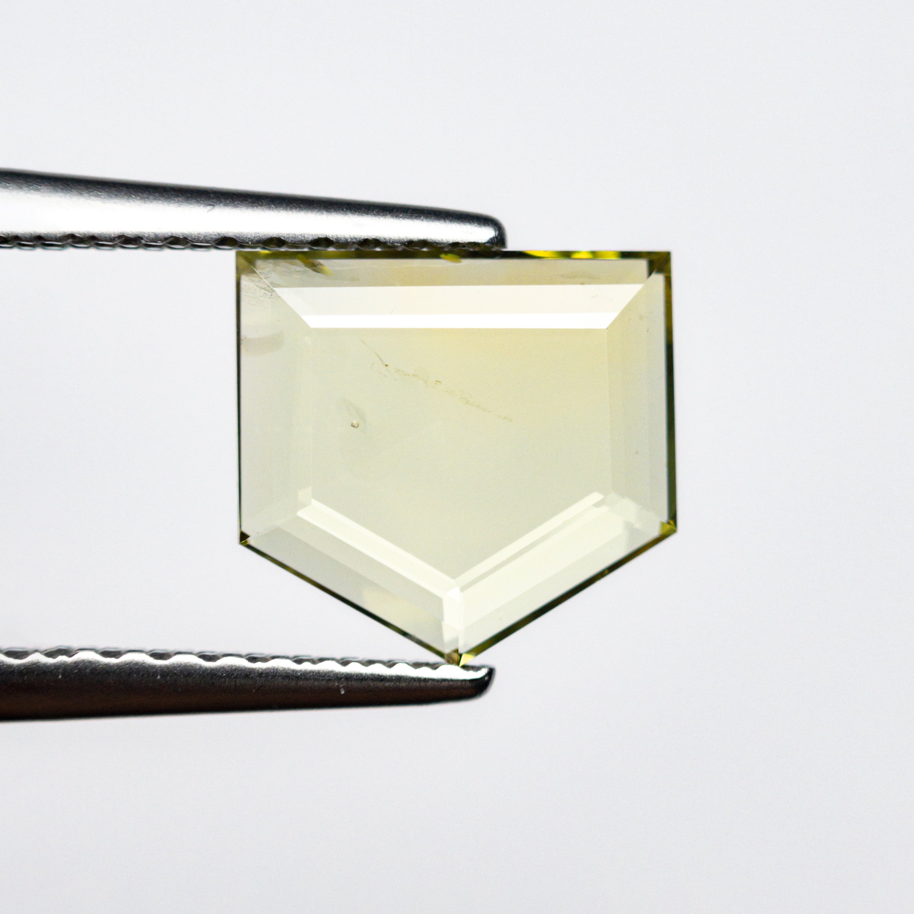 1.46ct 7.85x7.40x1.76mm Shield Portrait Cut Sapphire 22434-82