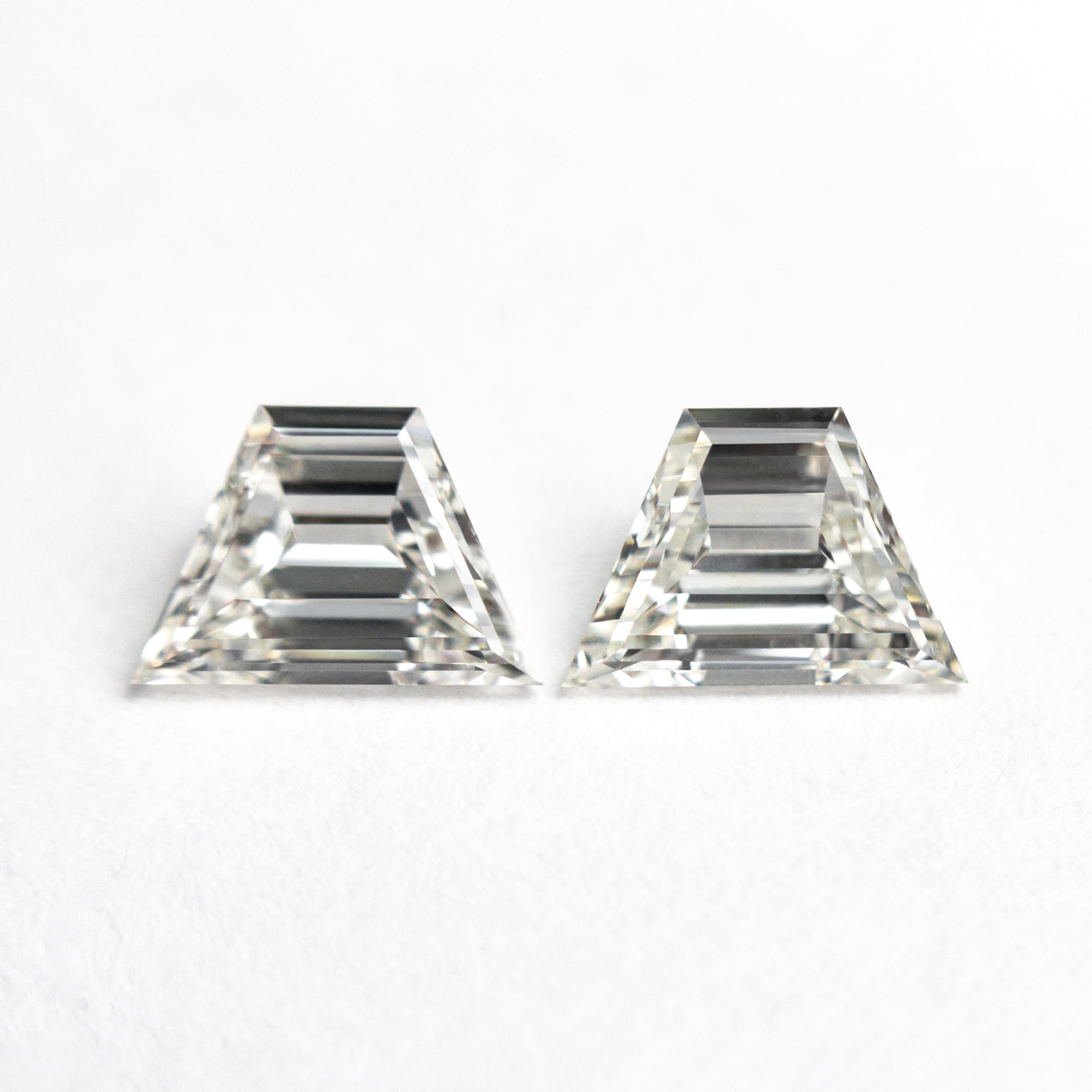 1.02cttw 2pc 6.75x4.61x2.29mm 6.81x4.64x2.38mm VVS G-H Trapezoid Step Cut Matching Pair 25530-01-Staghead Designs
