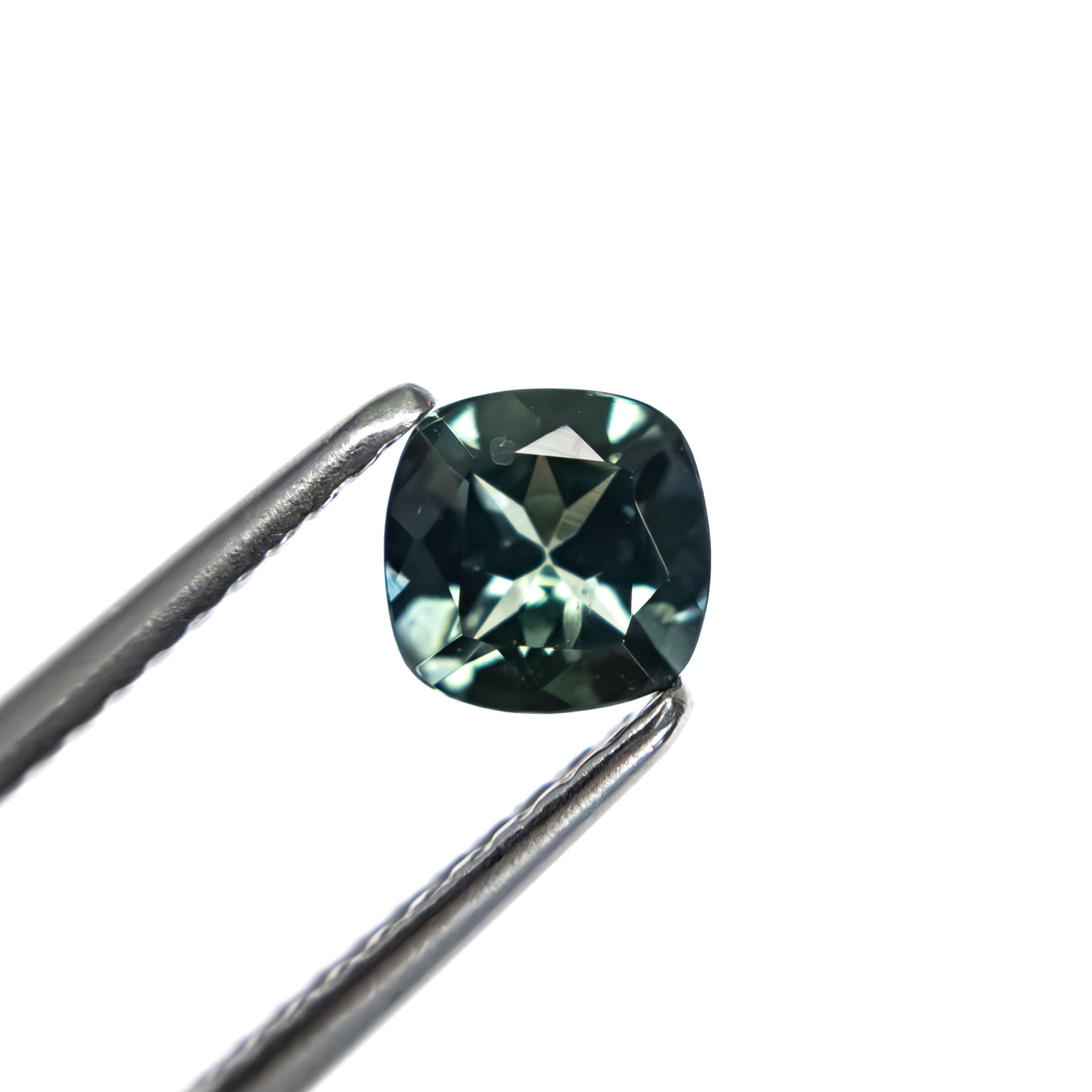 0.67ct 5.00x5.00x3.00mm Cushion Brilliant Sapphire 23466-11