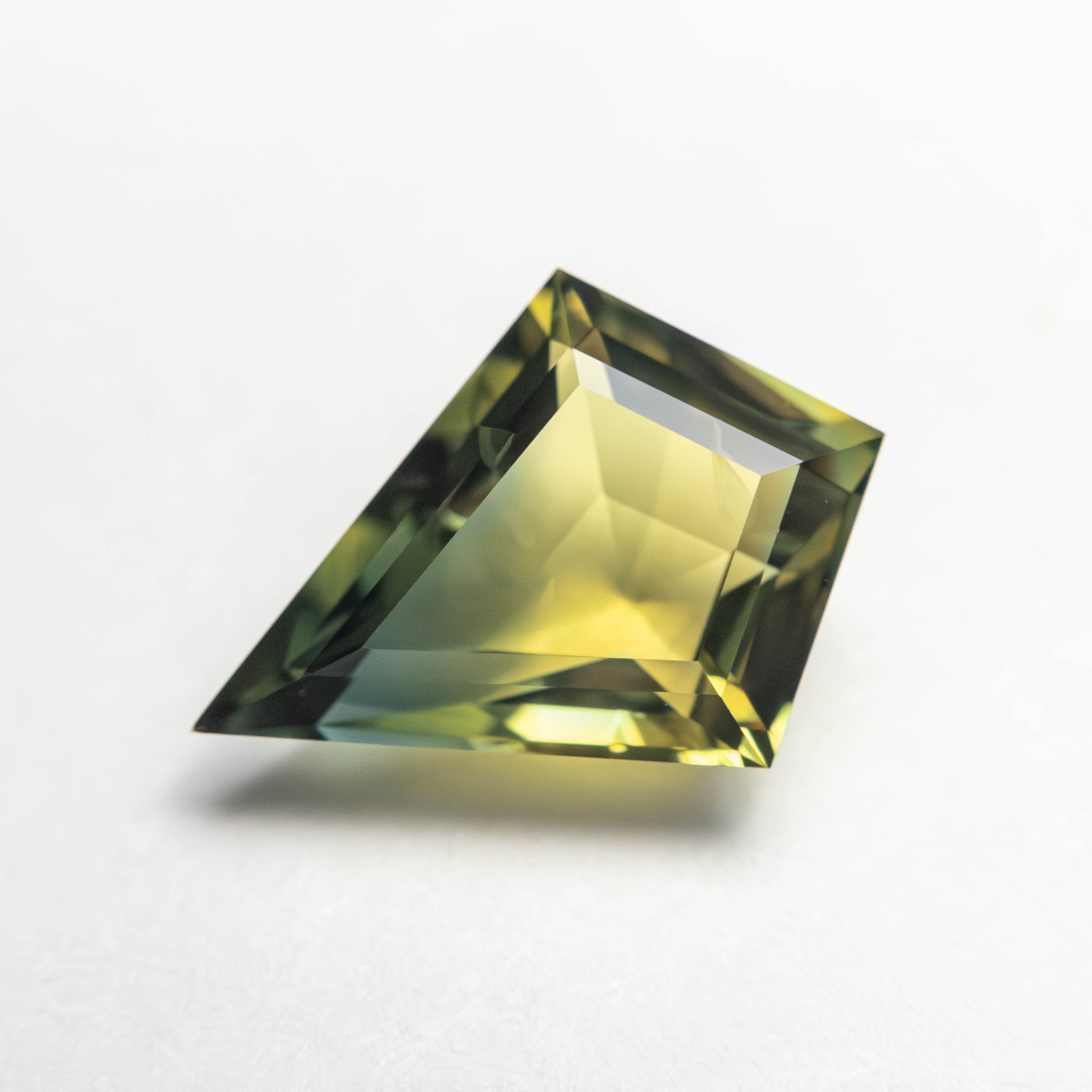 1.95ct 11.07x8.04x3.95mm Kite Step Cut Sapphire 23490-01-Staghead Designs