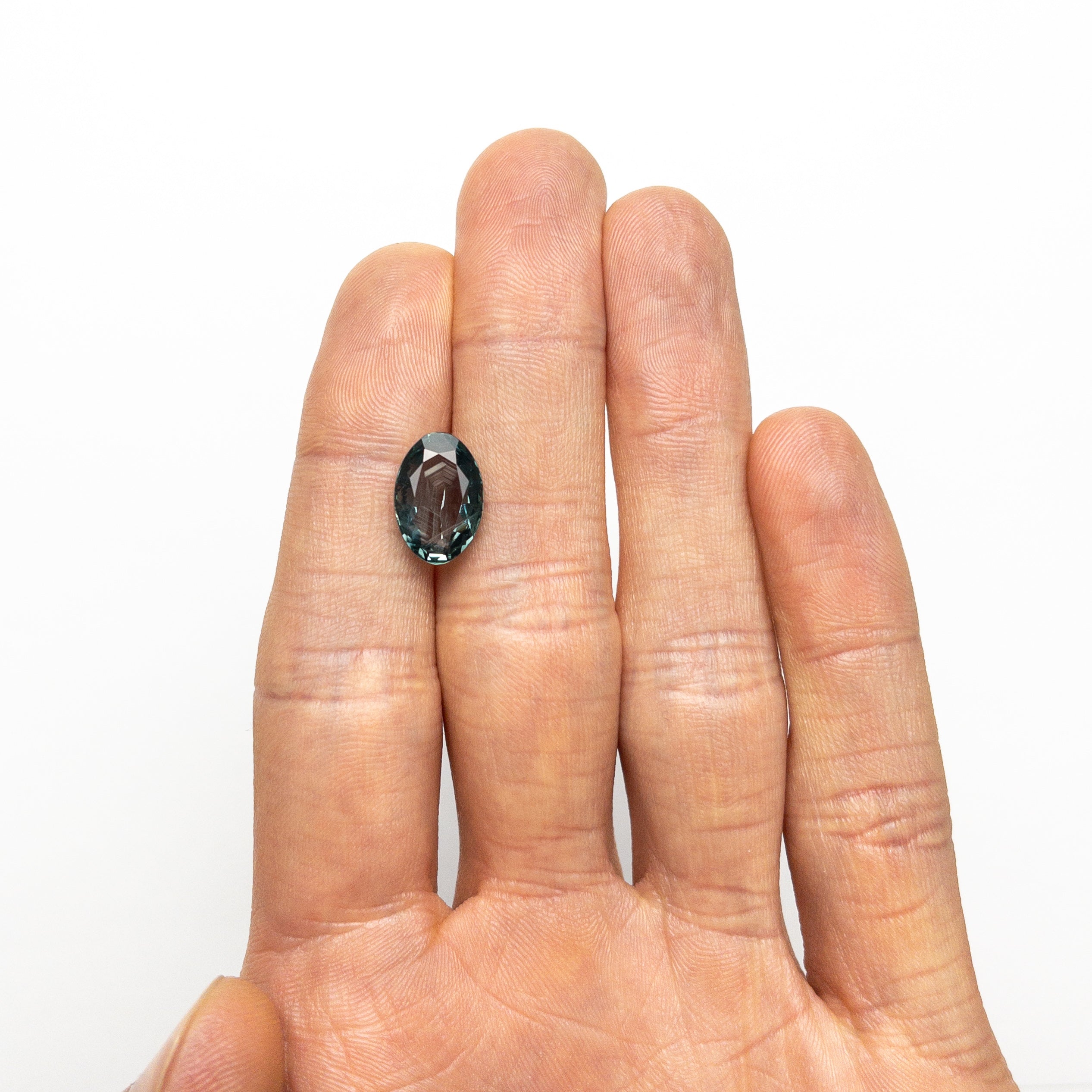 7.22ct 13.71x9.33x5.39mm Modern Antique Oval Brilliant Sapphire 23680-01-Staghead Designs