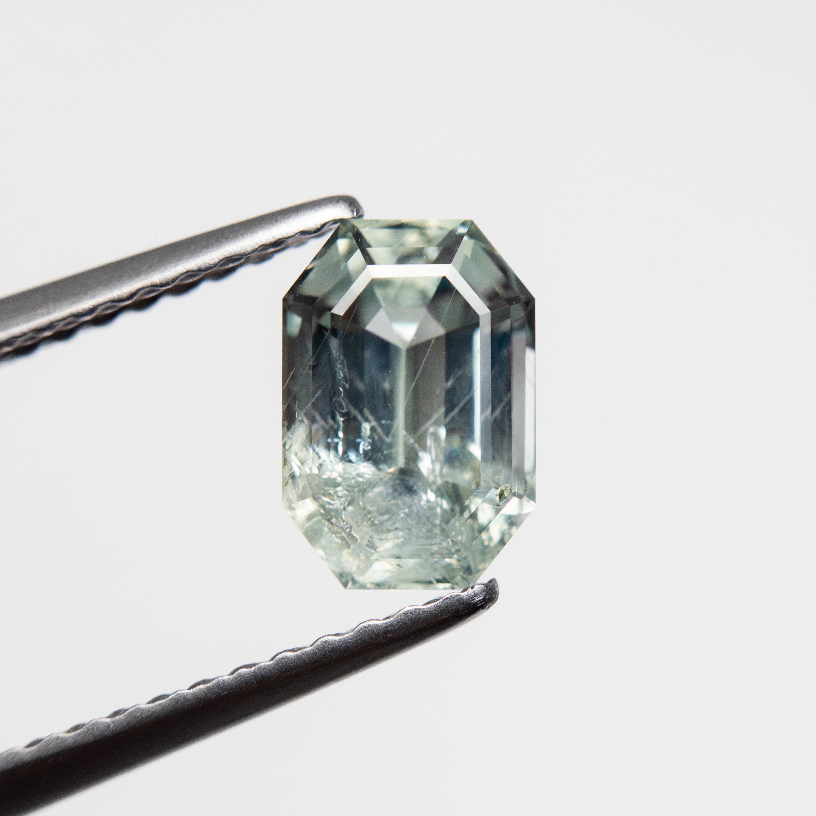 1.52ct 7.25x4.97x4.04mm Cut Corner Rectangle Step Cut Sapphire 23699-07-Staghead Designs