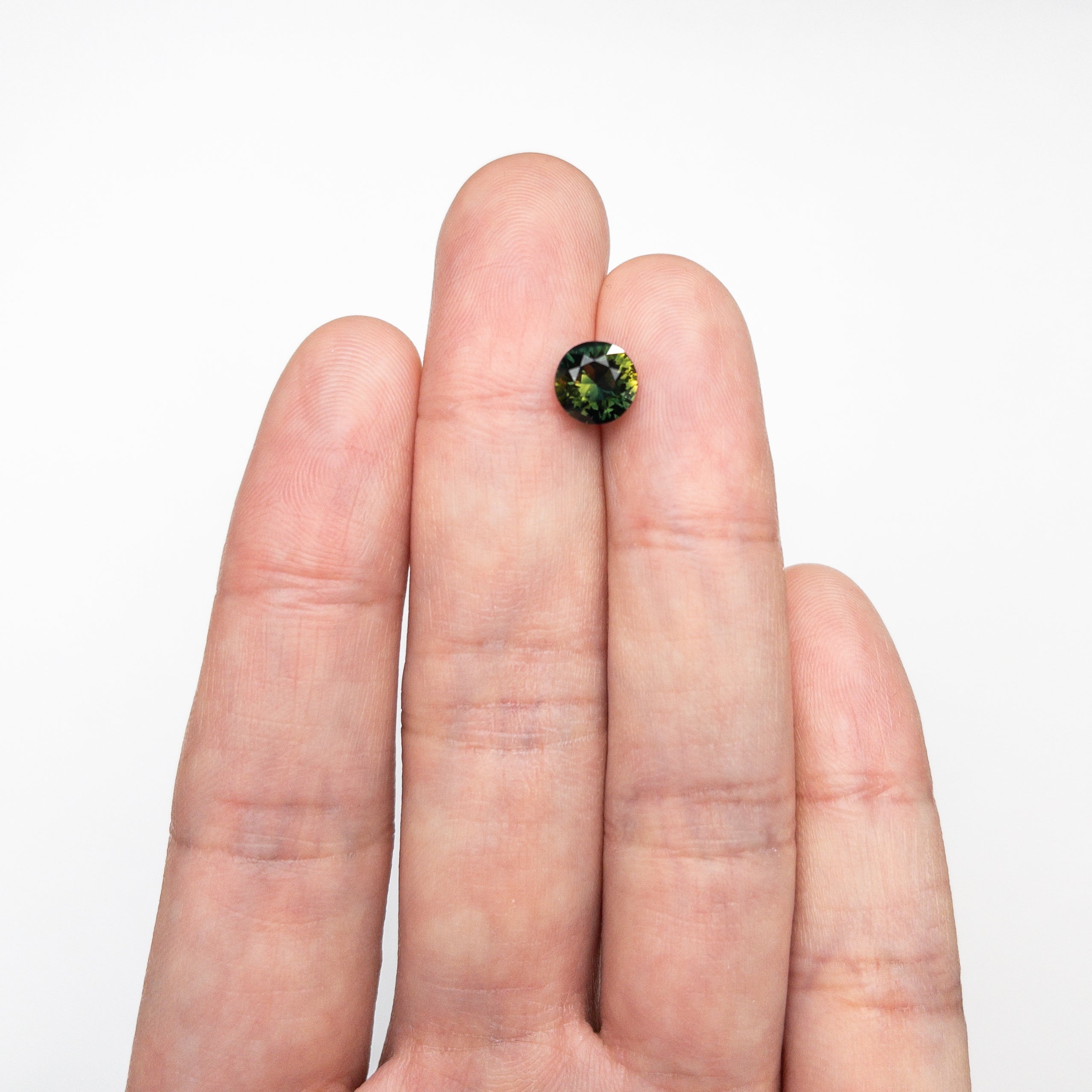 2.15ct 7.20x7.10x5.13mm Round Brilliant Sapphire 23806-11-Staghead Designs