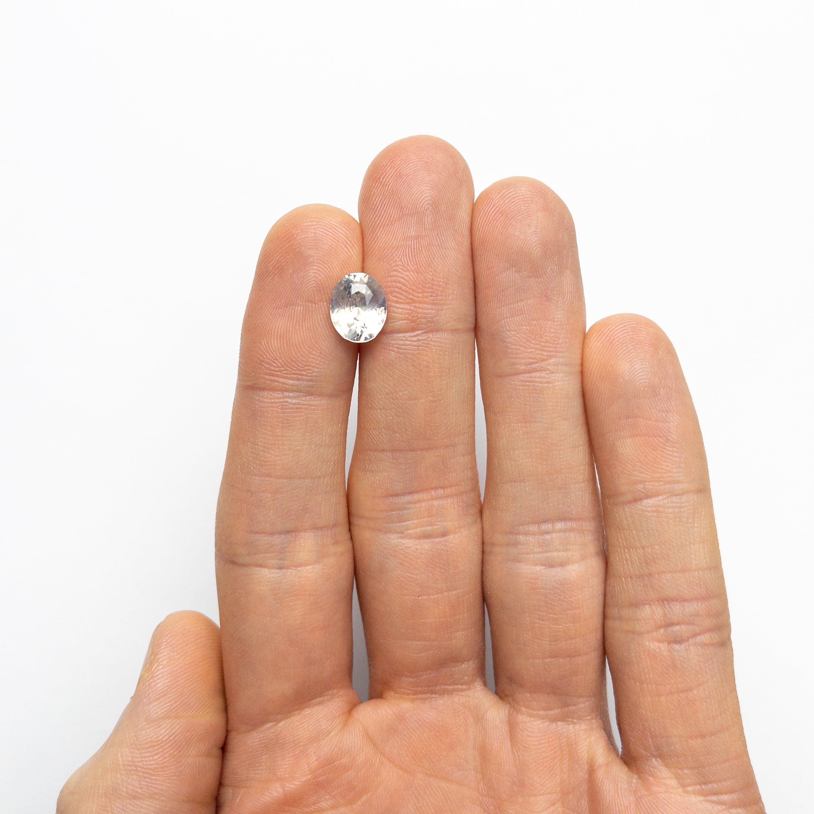 3.18ct 9.51x7.78x5.47mm Oval Brilliant Sapphire 25295-01-Staghead Designs