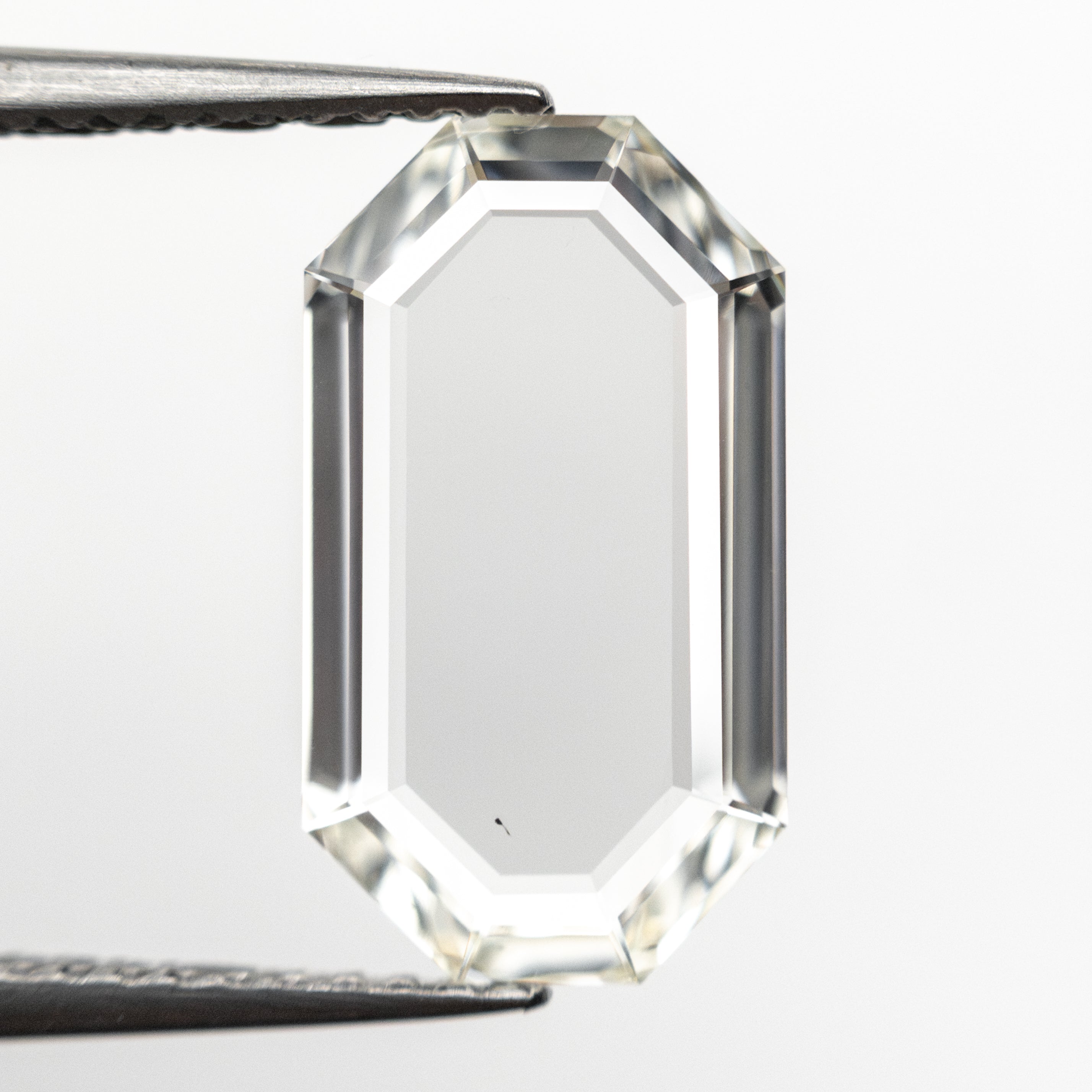 2.08ct 14.01x7.81x1.54mm GIA SI1 H Cut Corner Rectangle Portrait Cut 25540-01-Staghead Designs