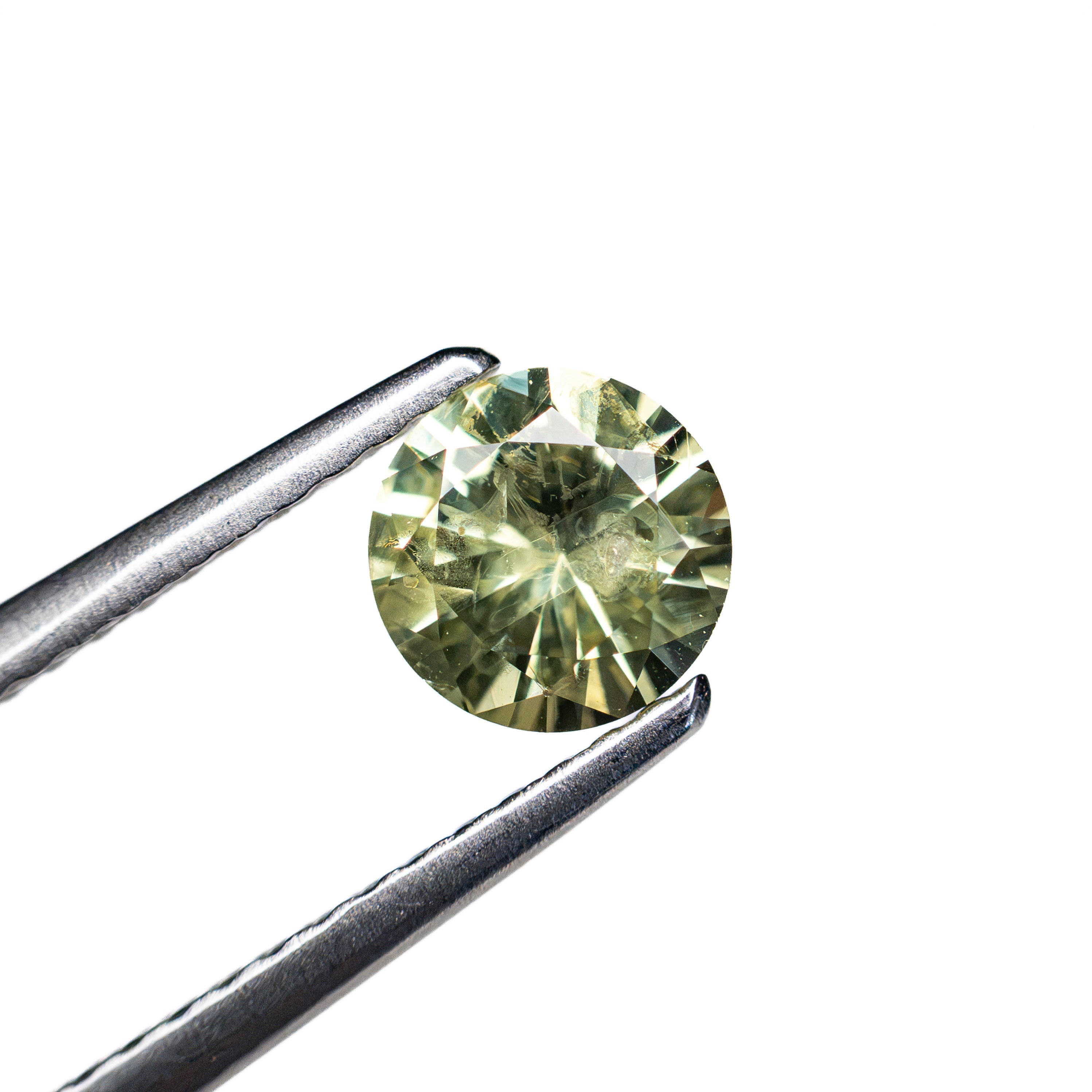 0.78ct 5.55x5.55x3.51mm Round Brilliant Sapphire 26134-02