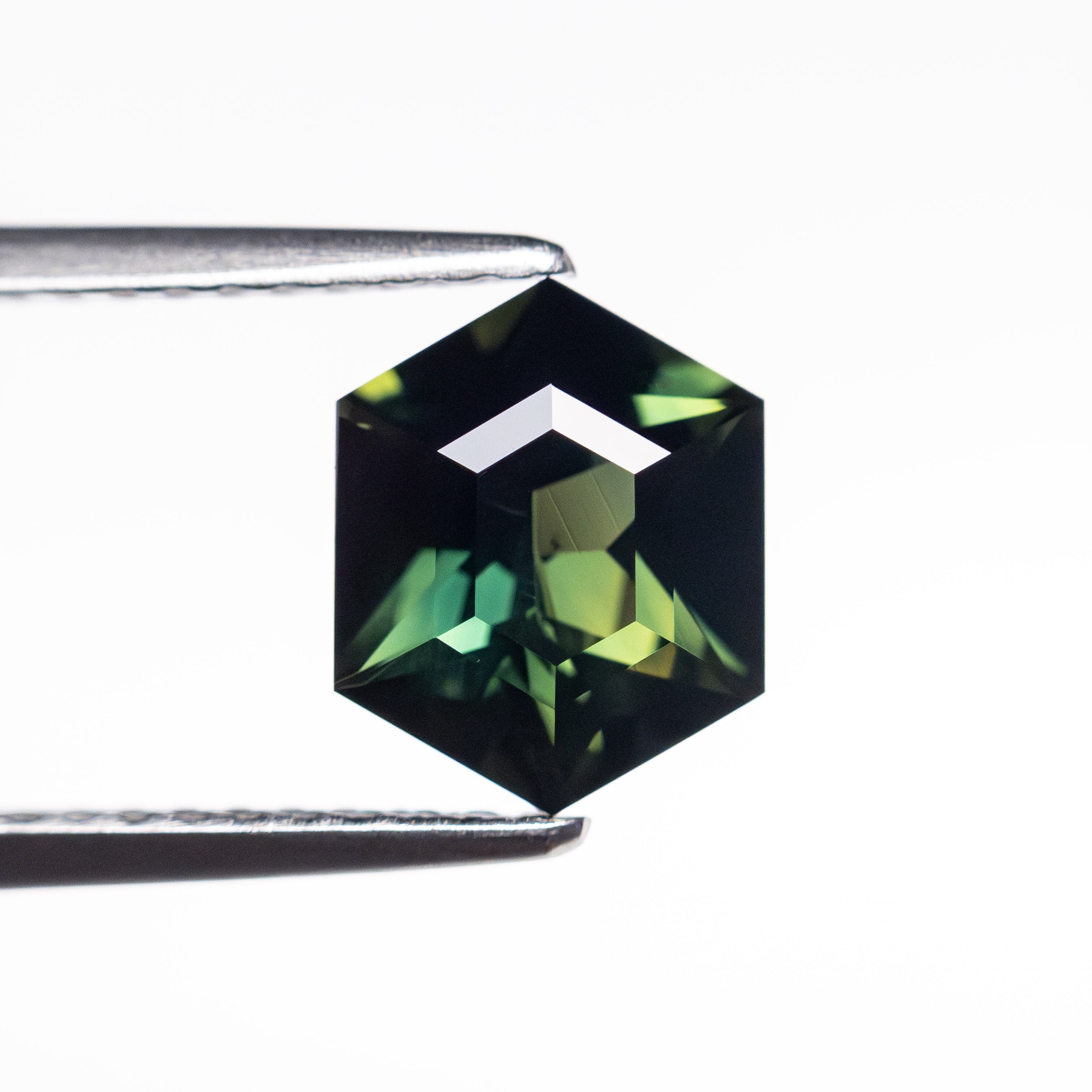 1.51ct 8.20x6.58x3.95mm Hexagon Step Cut Sapphire 26344-02-Staghead Designs