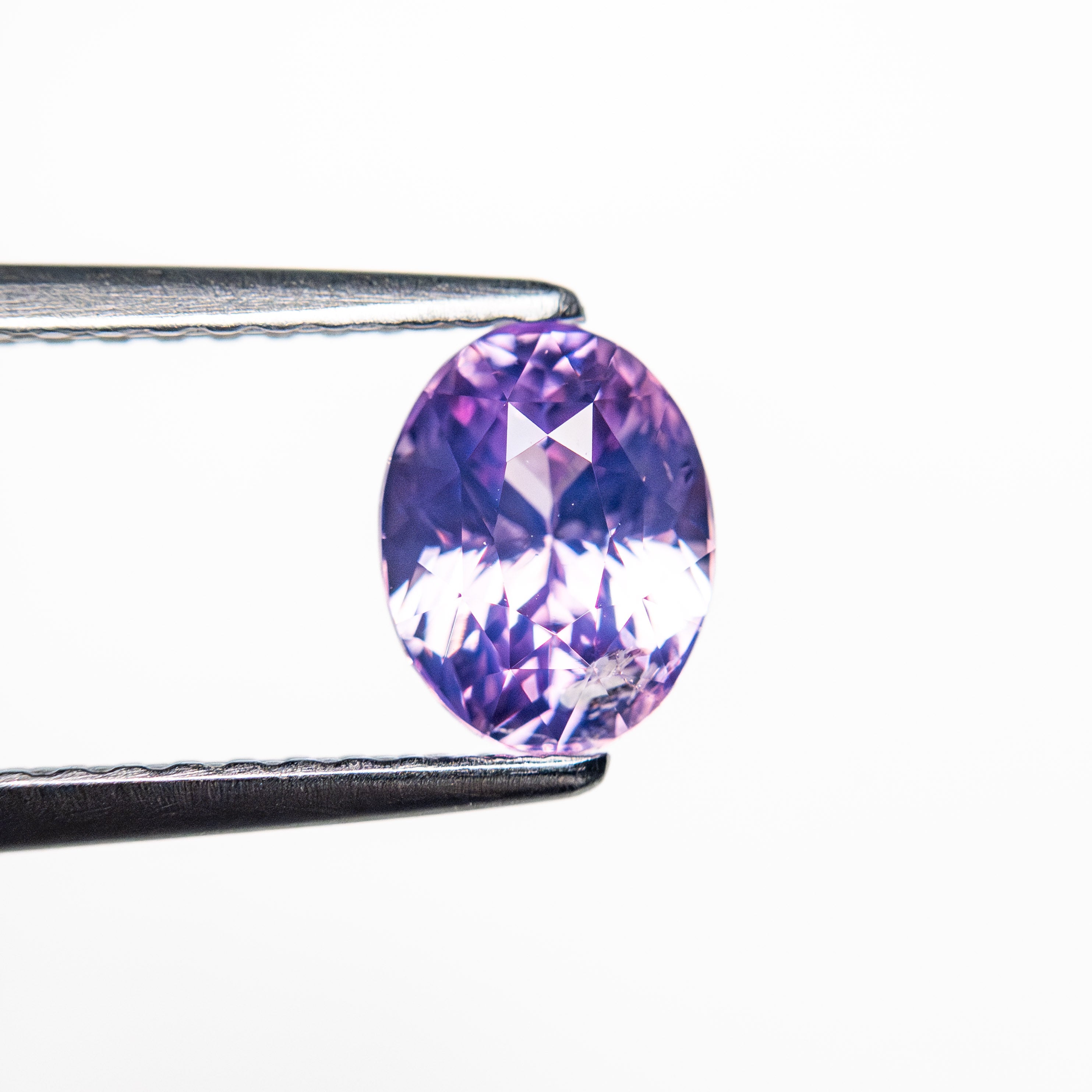 1.15ct 6.65x5.18x4.12mm Oval Brilliant Sapphire 26449-01-Staghead Designs