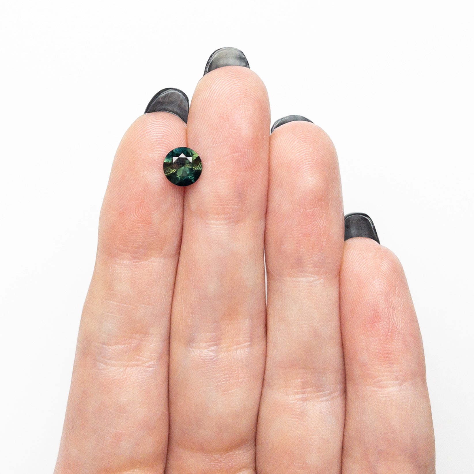 1.06ct 6.33x6.30x3.81mm Round Brilliant Sapphire 26493-06-Staghead Designs