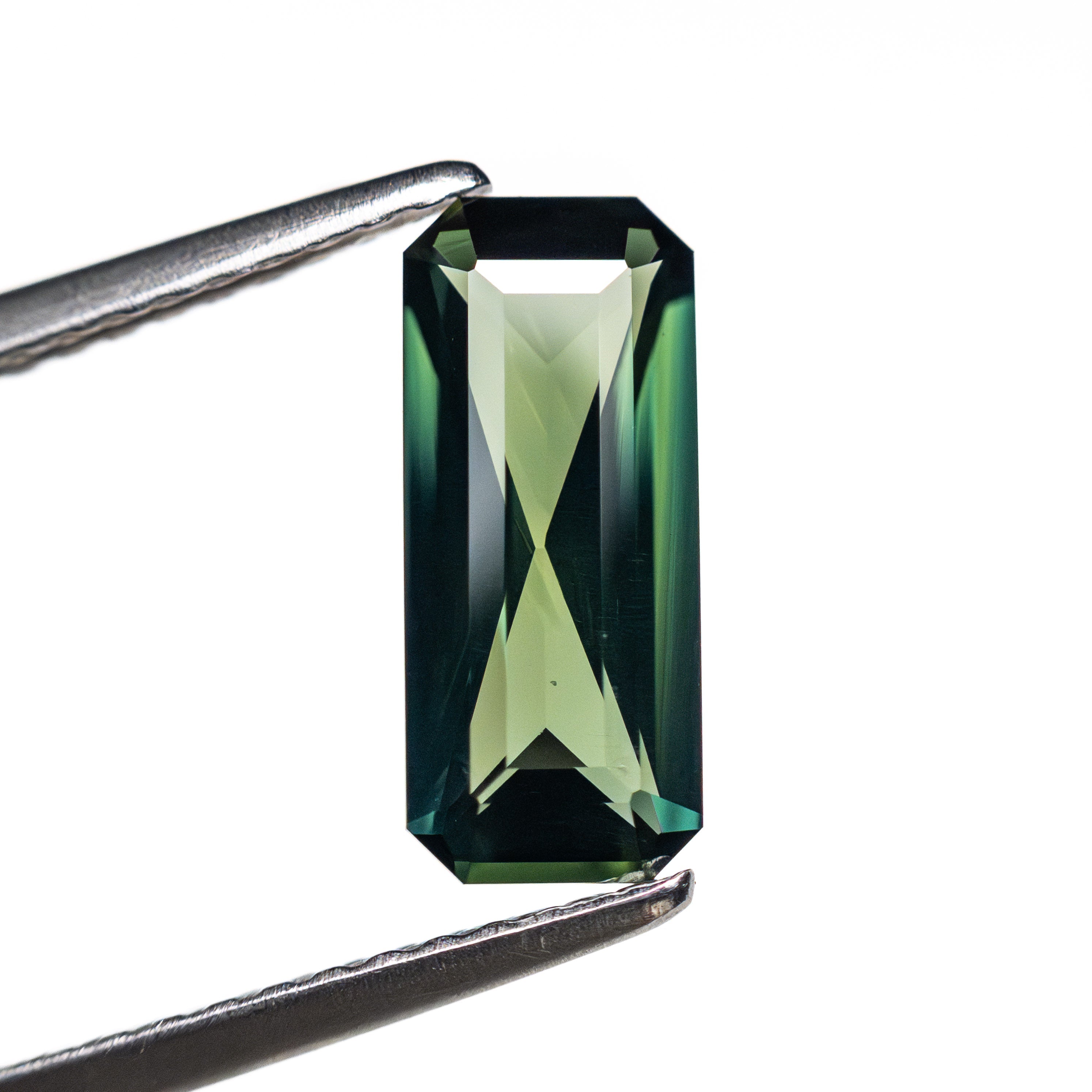 1.24ct 10.46x4.47x2.79mm Cut Corner Rectangle Brilliant Sapphire 26503-06-Staghead Designs