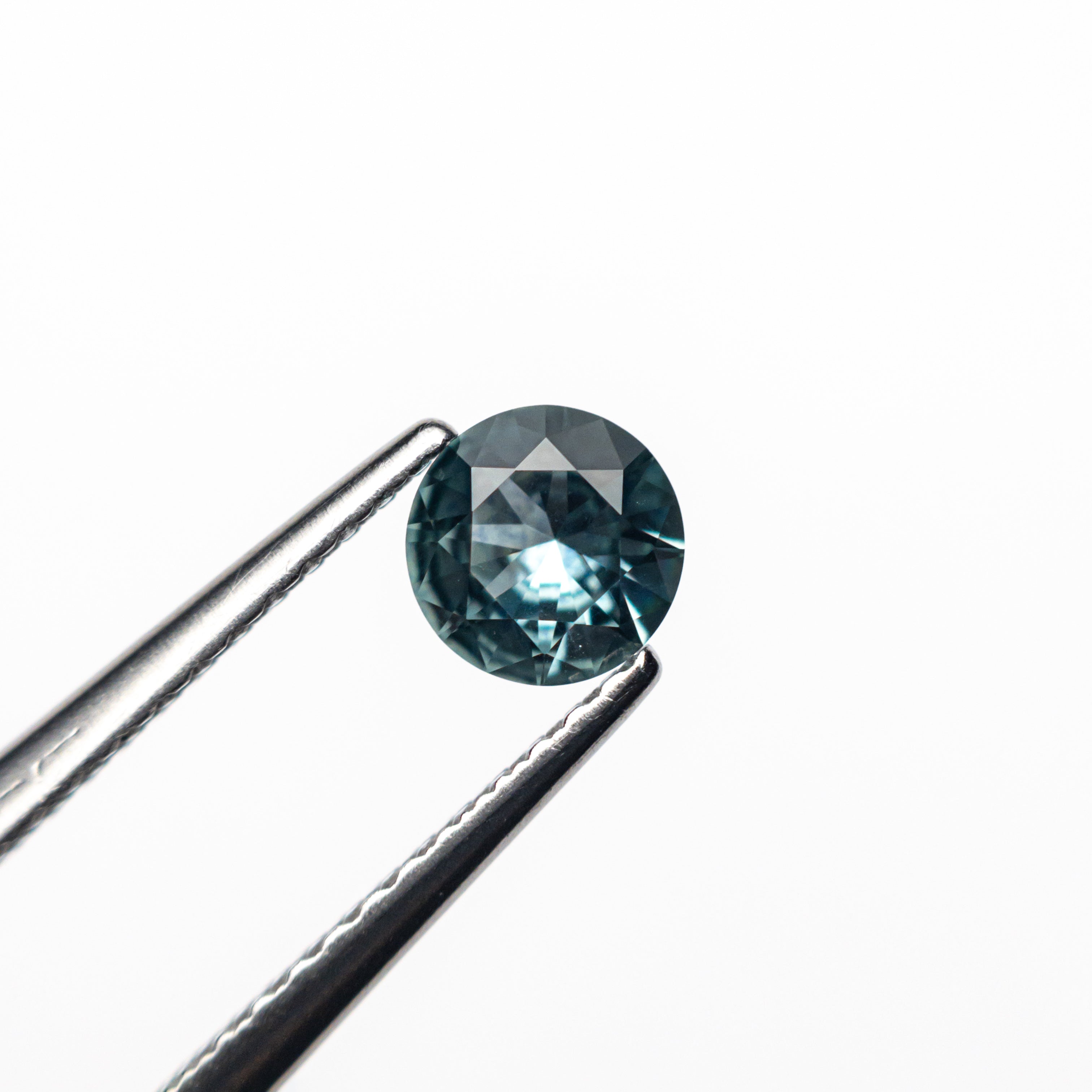 0.44ct 4.83x4.78x2.52mm Round Brilliant Sapphire 26556-22-Staghead Designs