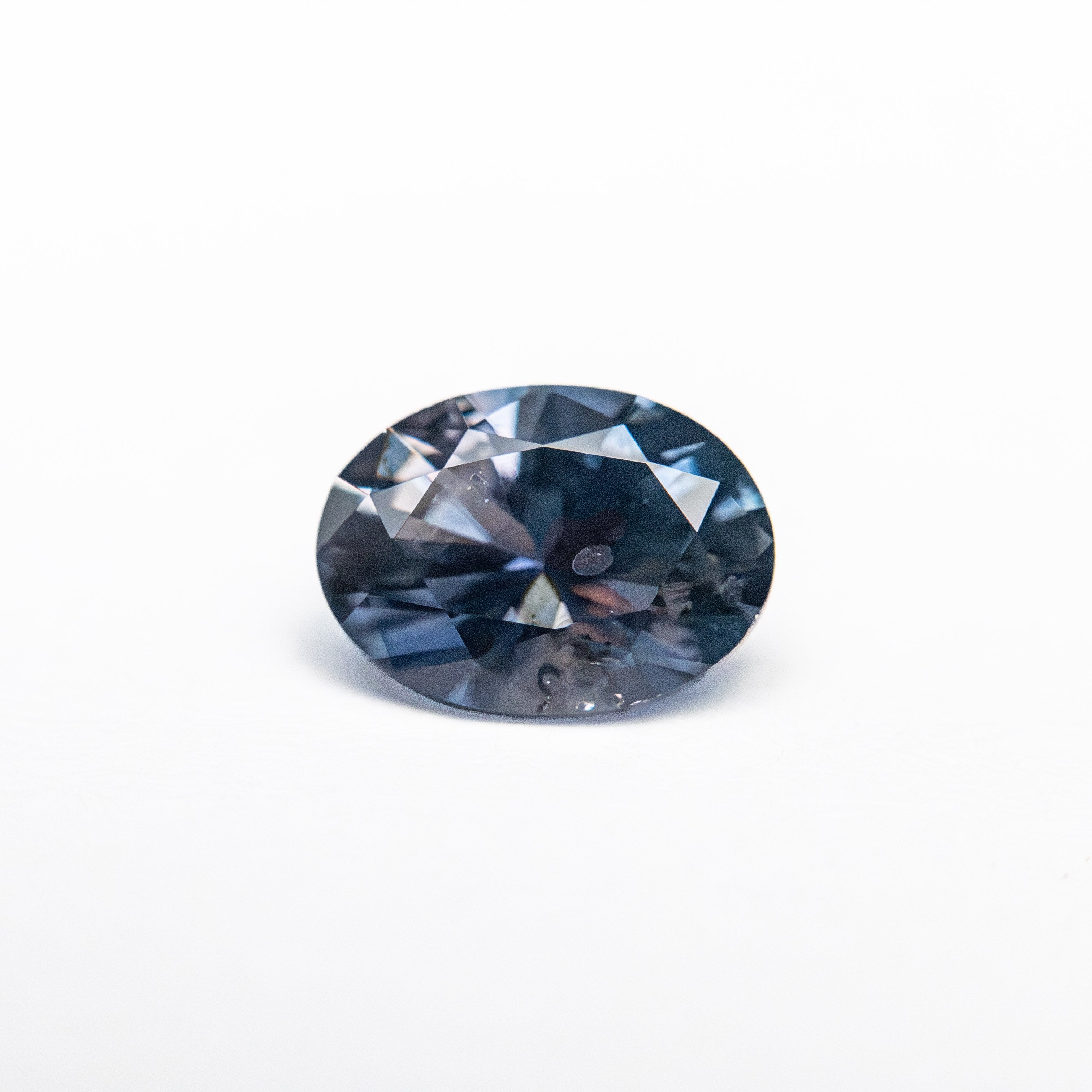 1.06ct 7.18x5.35x3.76mm Oval Brilliant Sapphire 26669-01-Staghead Designs