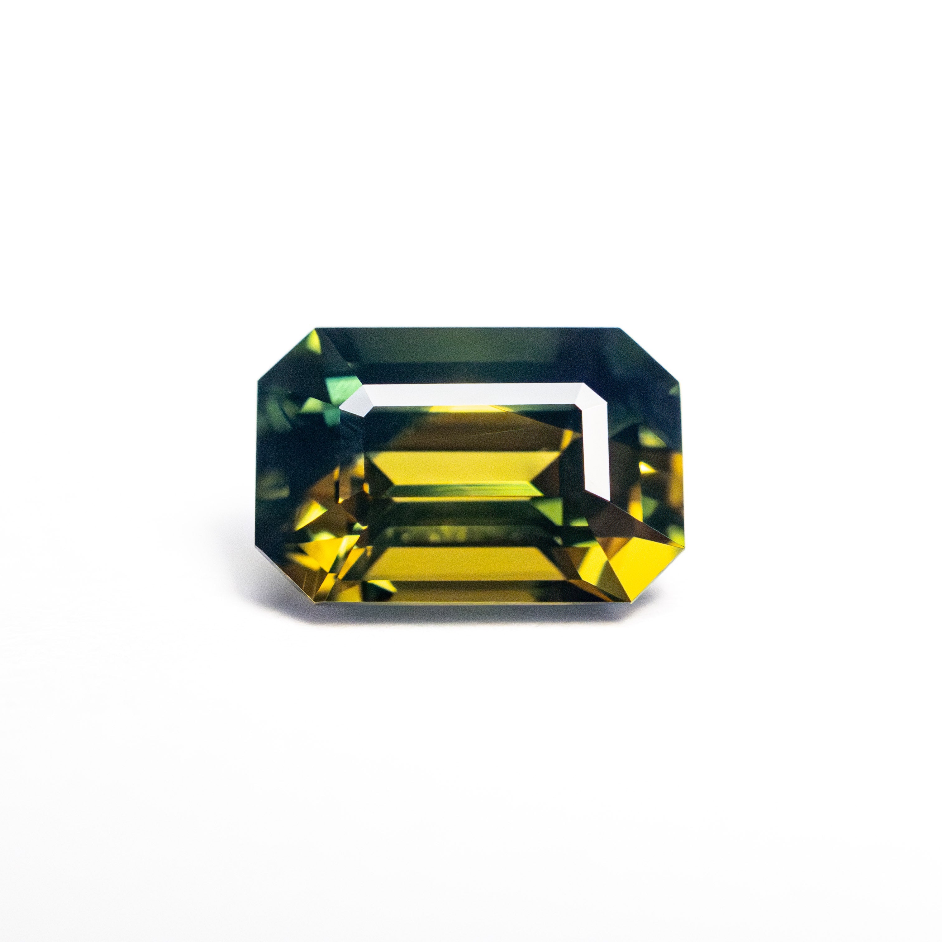 1.55ct 7.64x5.24x4.02mm Cut Corner Rectangle Step Cut Sapphire 26722-02