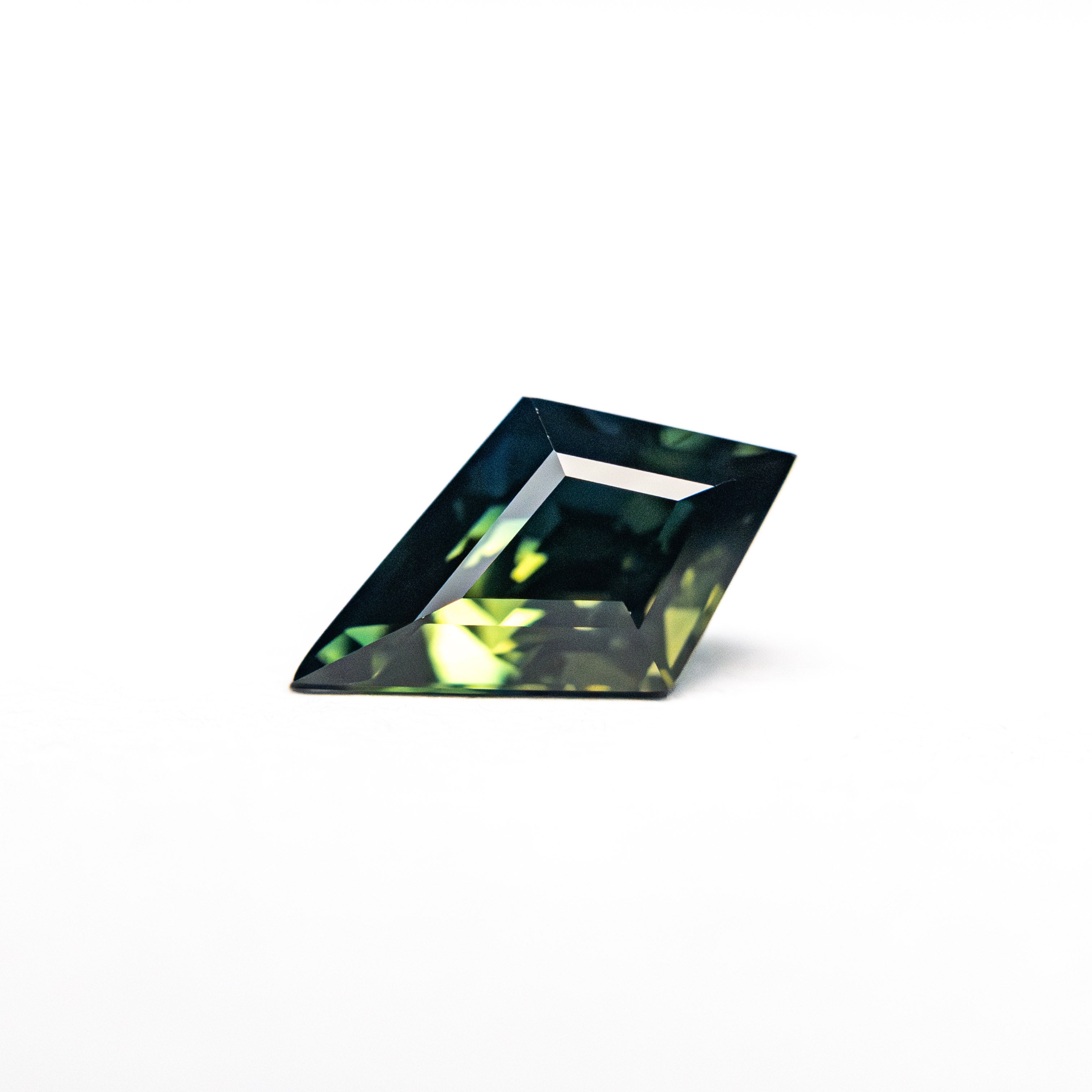 0.96ct 8.56x5.08x4.36mm Kite Step Cut Sapphire 26730-02-Staghead Designs