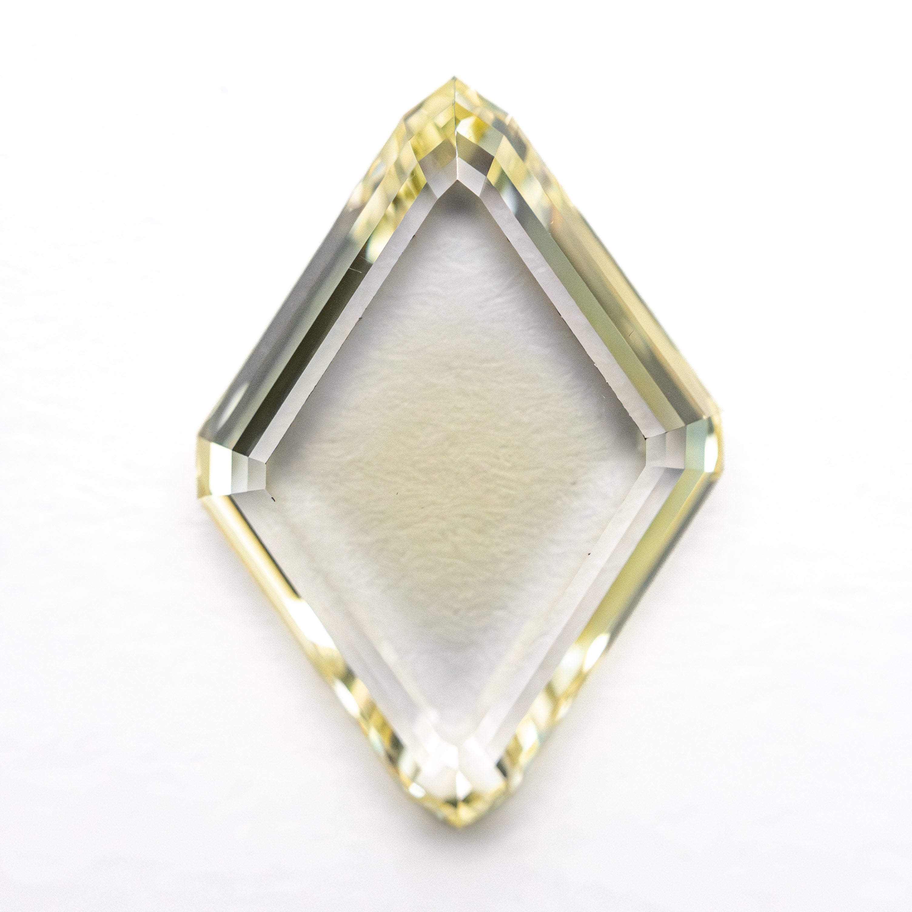 2.80ct 14.04x9.71x2.50mm GIA VS1 Fancy Yellow Lozenge Portrait Cut 26757-01