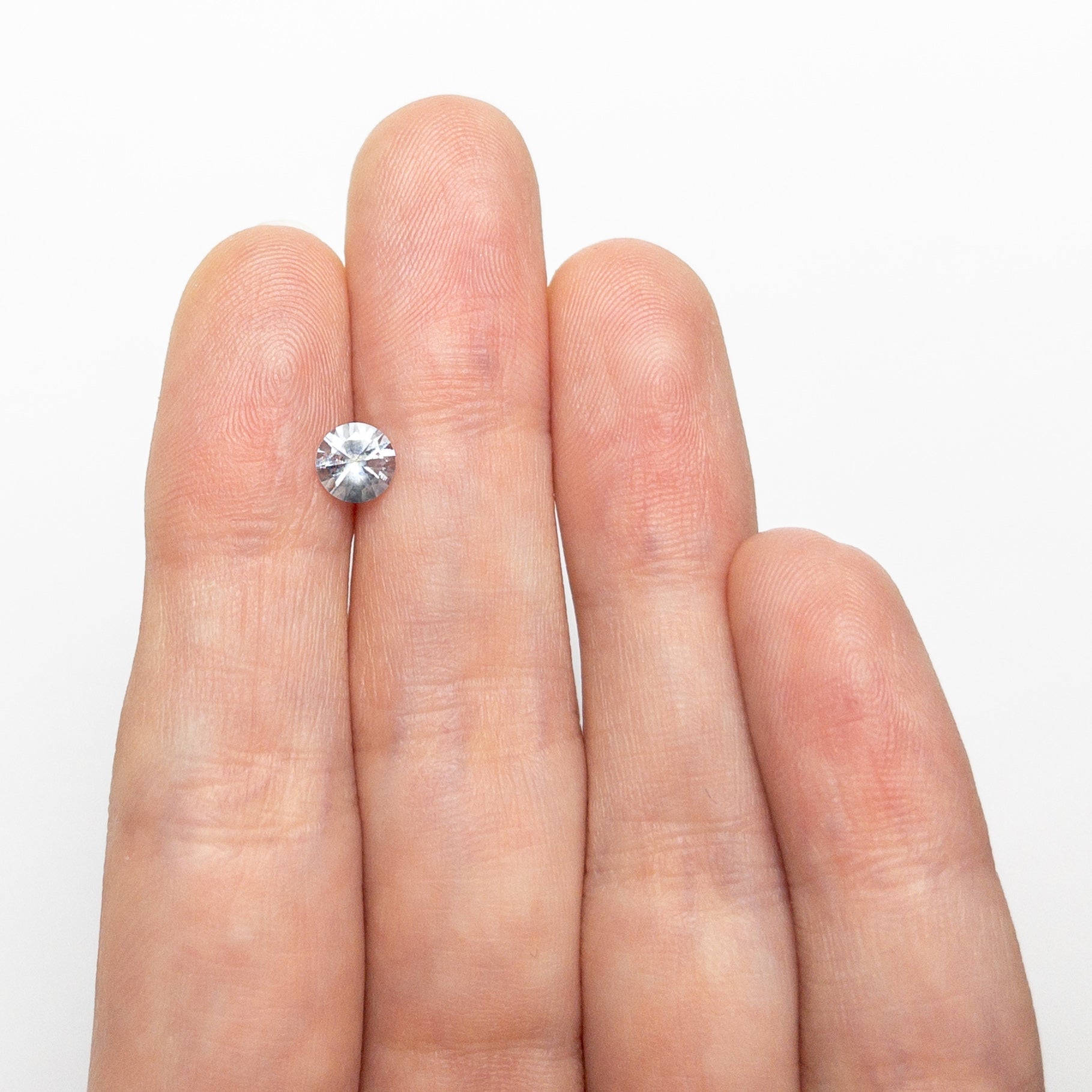 0.69ct 5.33x5.31x3.40mm Round Brilliant Sapphire 26766-12-Staghead Designs