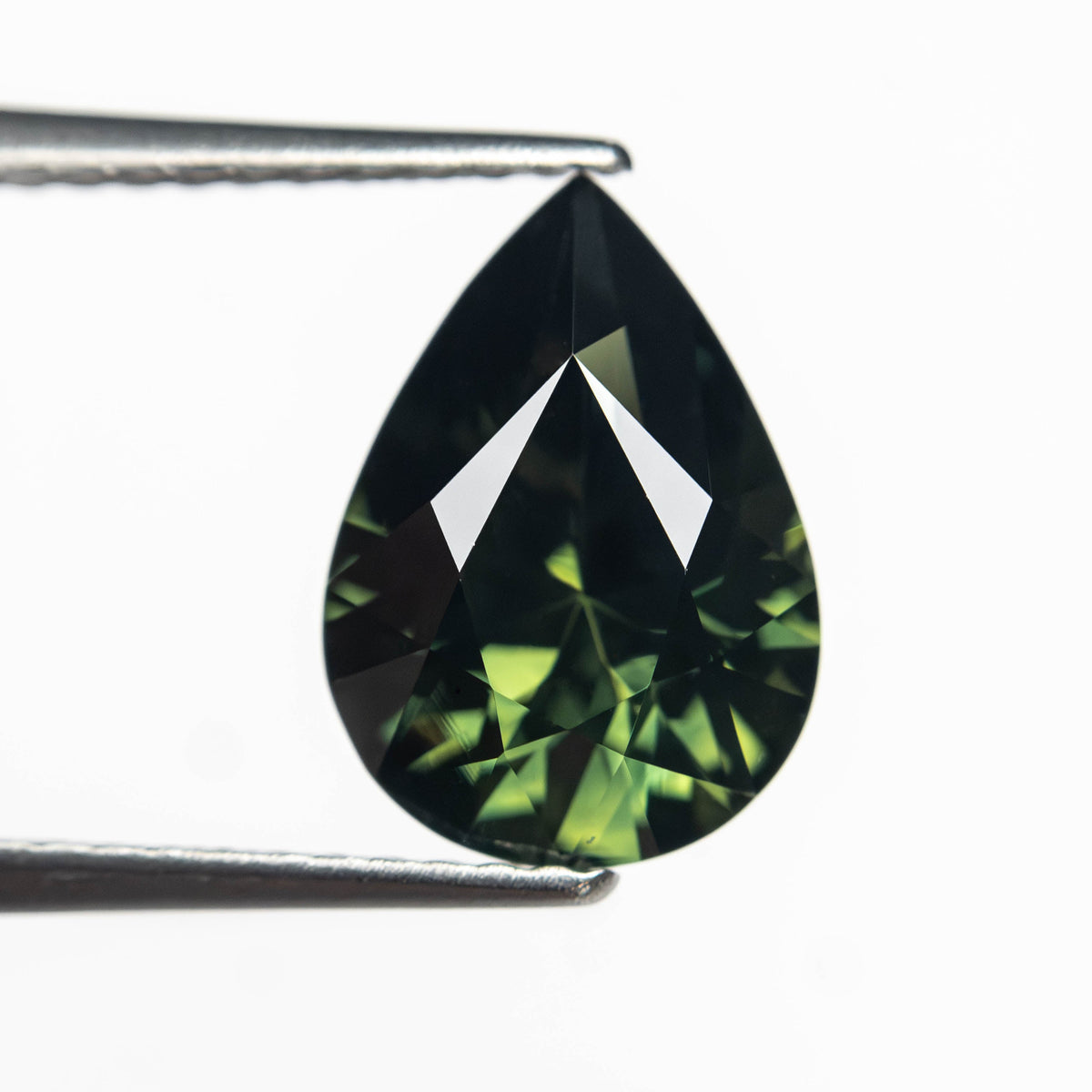 2.40ct 10.56x7.54x4.86mm Pear Brilliant Sapphire 27148-01-Staghead Designs