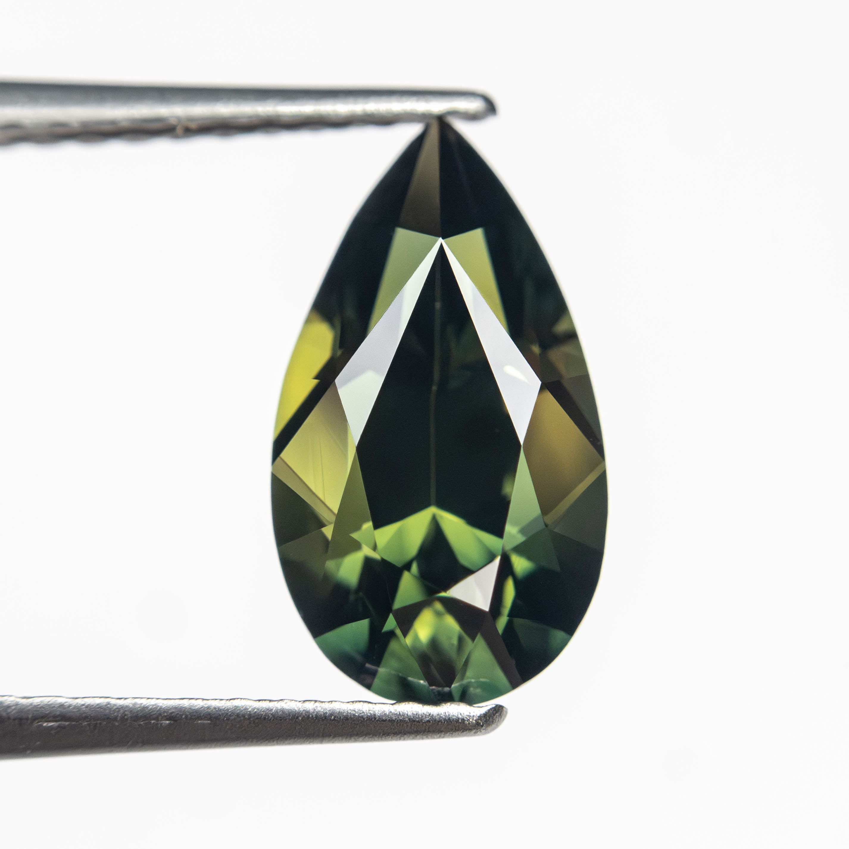 2.23ct 11.07x6.21x4.71mm Pear Brilliant Sapphire 27148-04-Staghead Designs