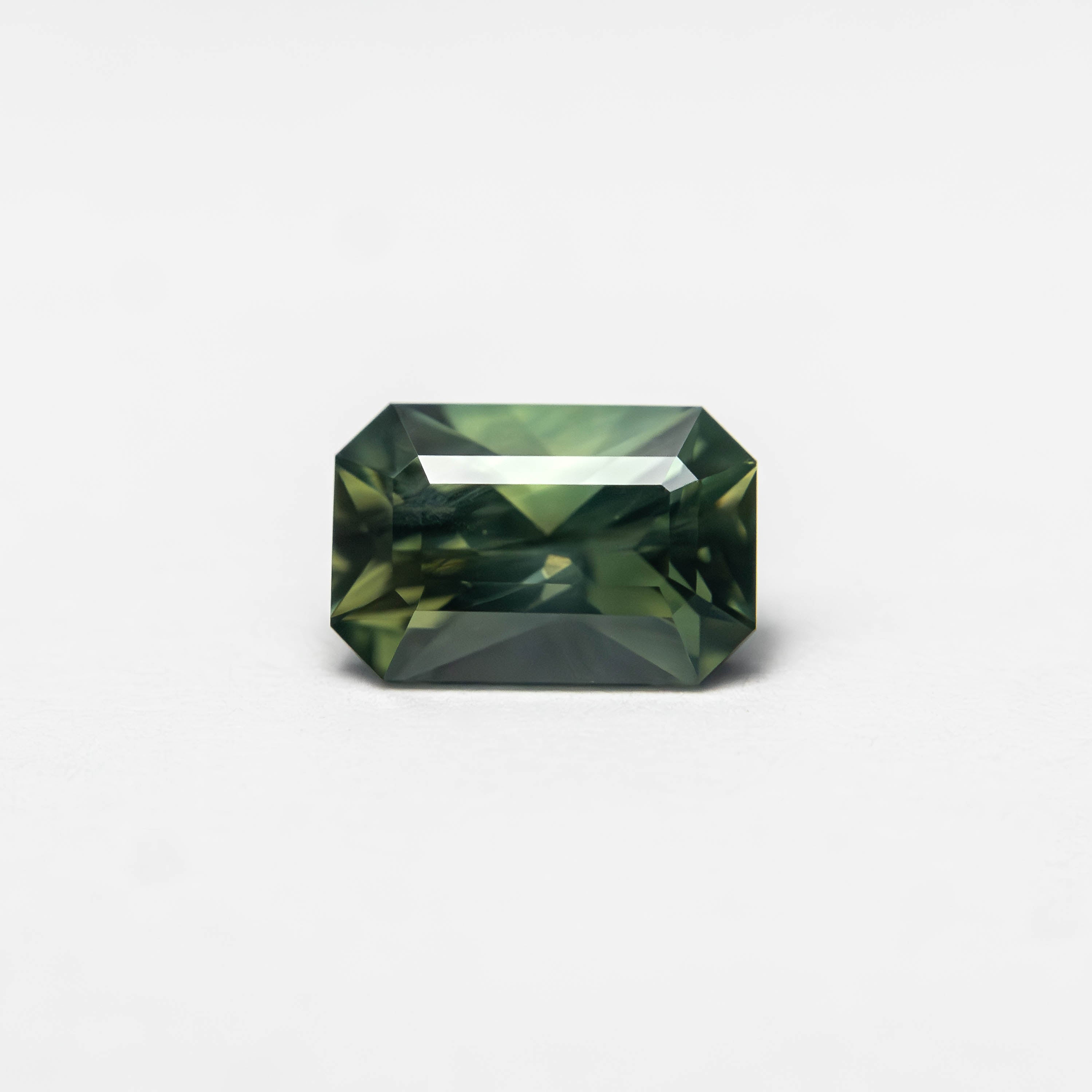 0.82ct 6.36x4.23x3.53mm Cut Corner Rectangle Step Cut Sapphire 27336-37-Staghead Designs