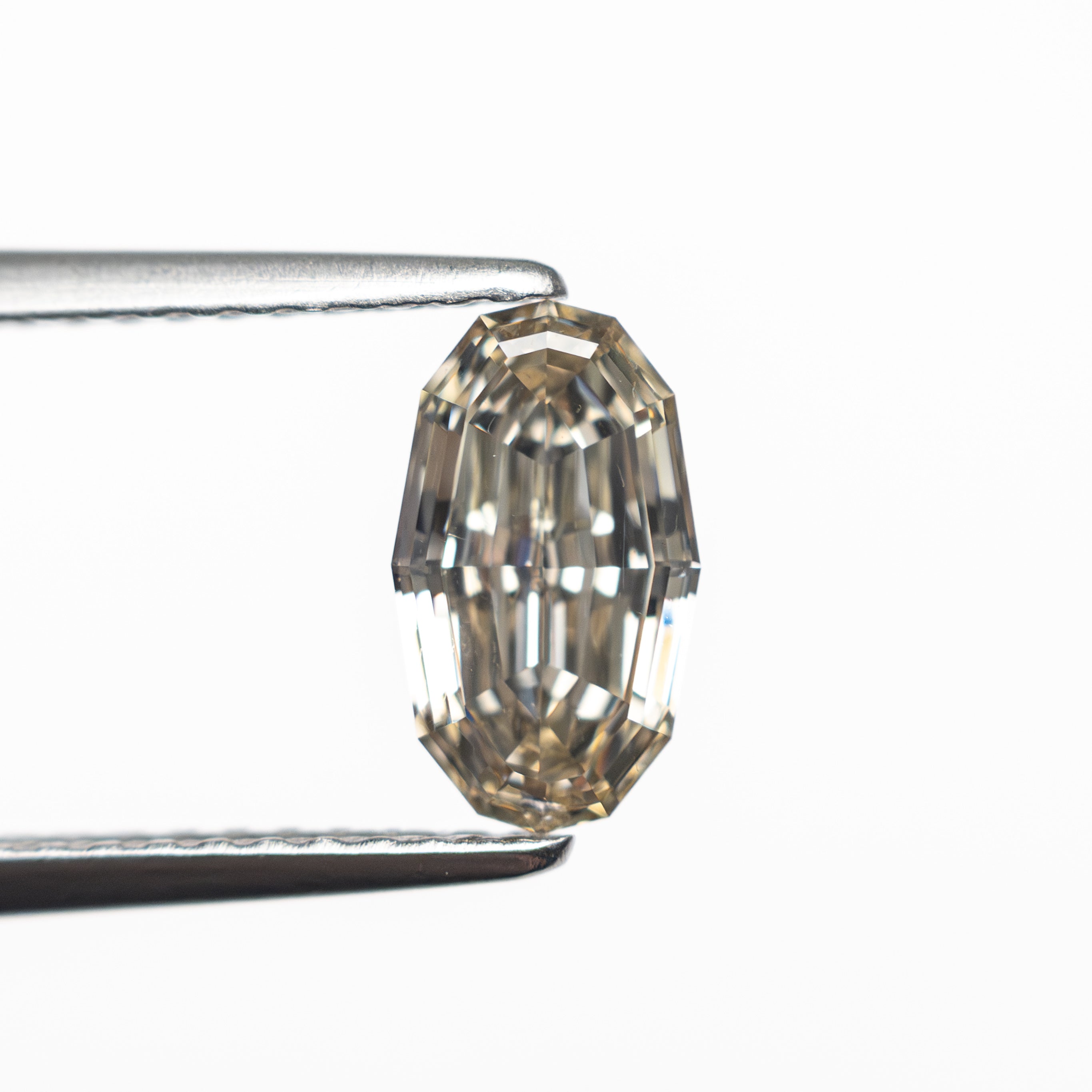 1.02ct 8.44x4.91x2.96mm VS2 C3 Geo Oval Step Cut 🇿🇦 27375-29