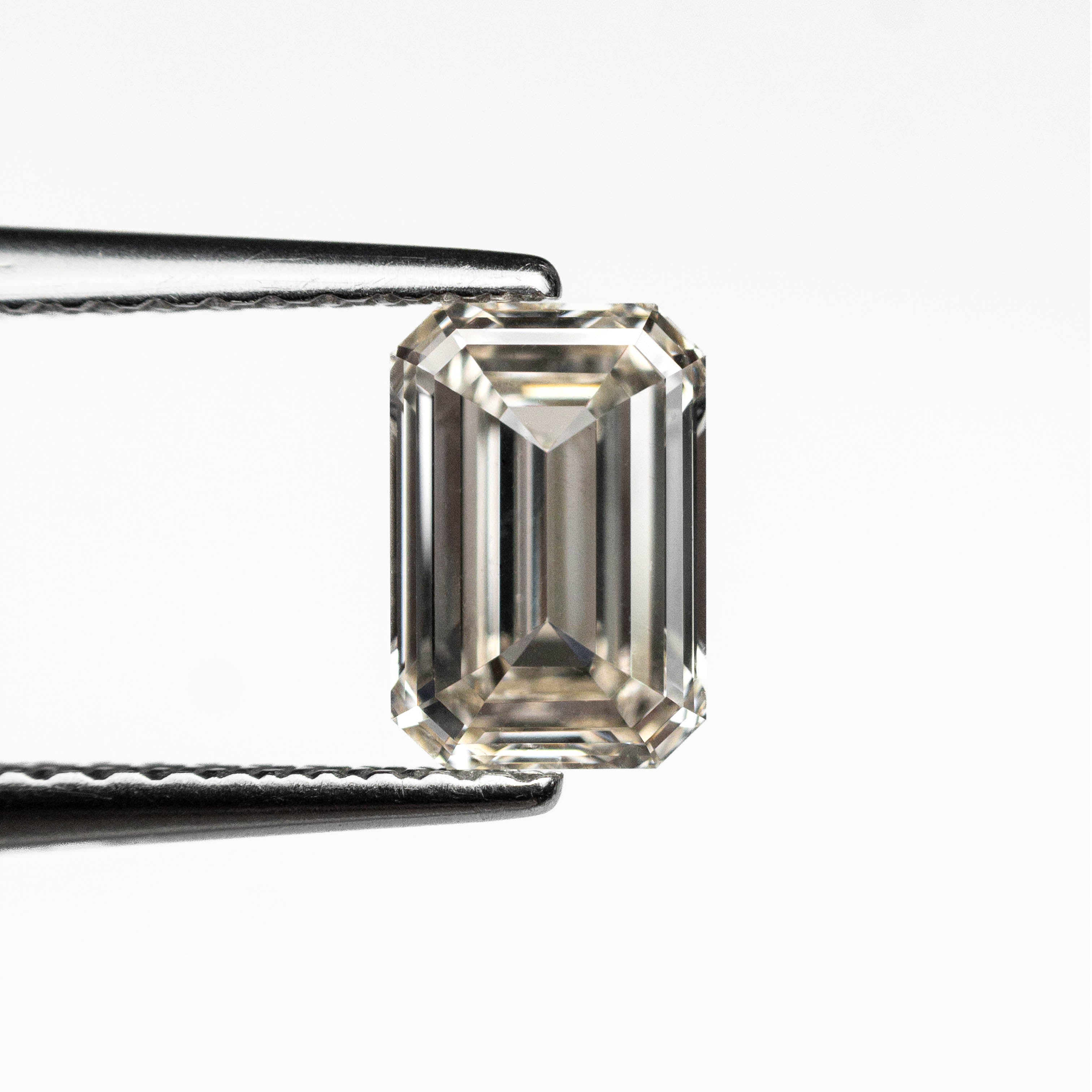 1.00ct 6.93x4.69x2.81mm VS1 N Cut Corner Rectangle Step Cut 🇨🇦 27376-09-Staghead Designs