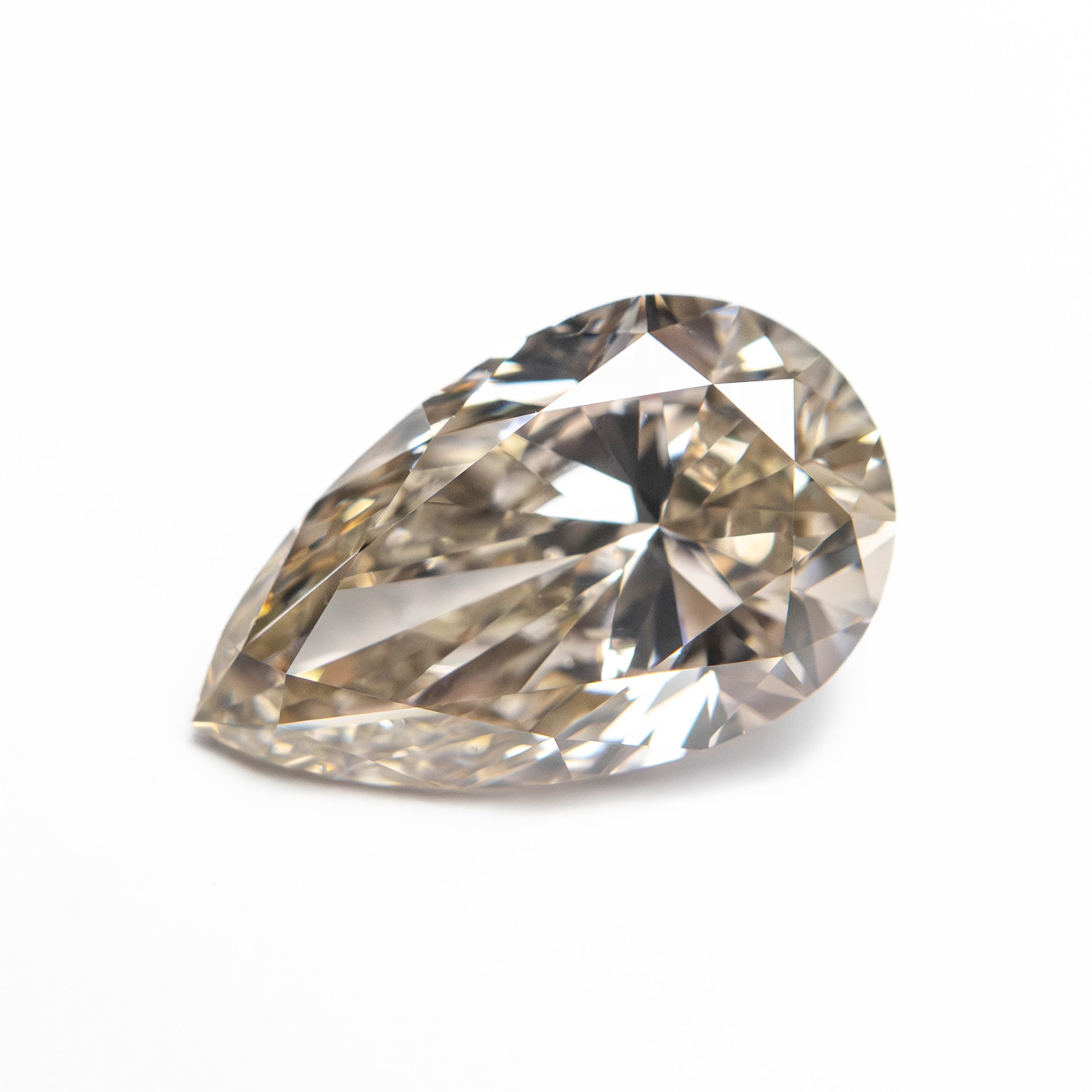 1.80ct 10.75x6.49x4.09mm GIA VS2 W-X Pear Brilliant 27388-01-Staghead Designs