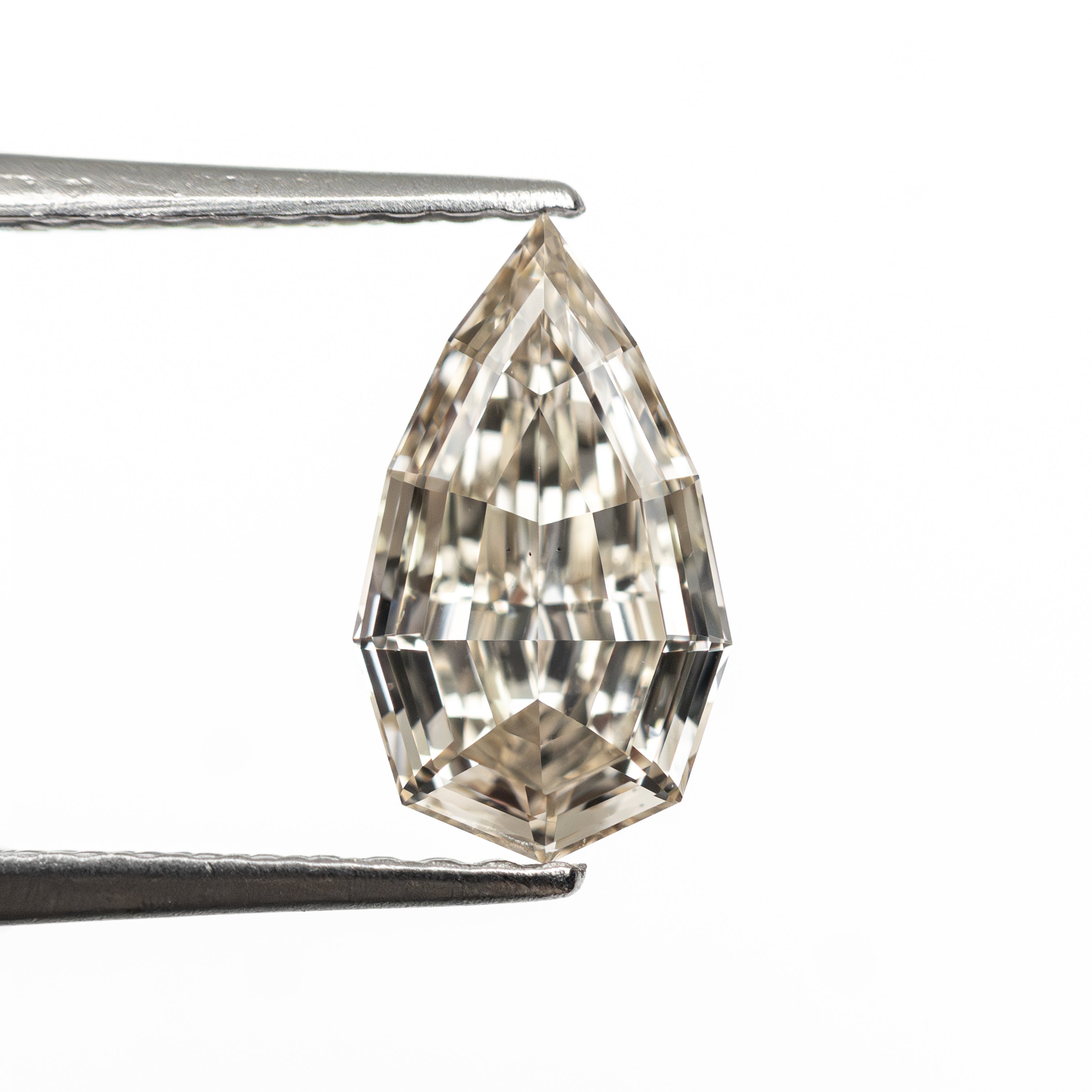 1.02ct 9.64x5.60x2.76mm VS2 U-V Geo Pear Step Cut 🇿🇦 27518-16-Staghead Designs