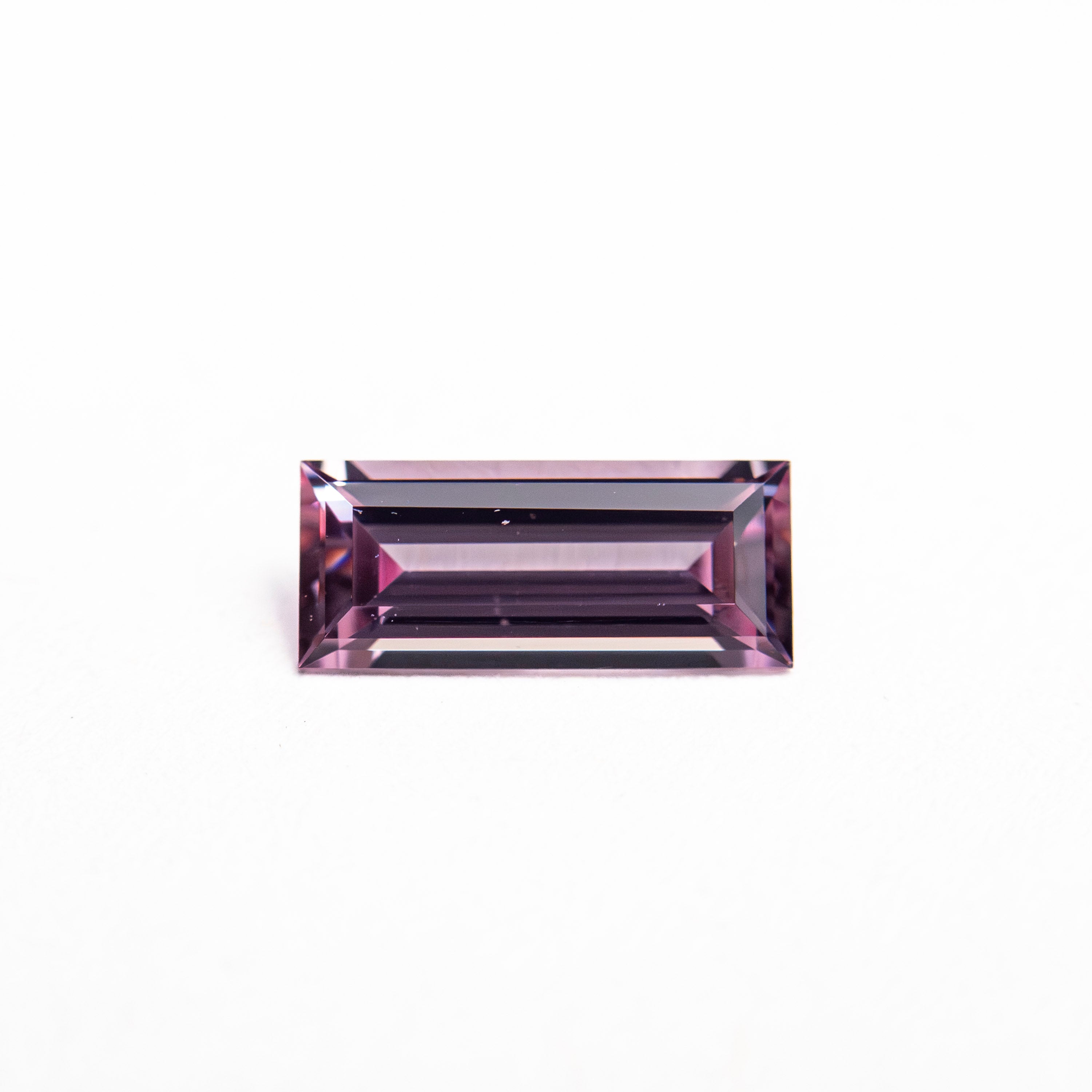 0.57ct 7.55x3.23x2.15mm Baguette Step Cut Sapphire 27721-04