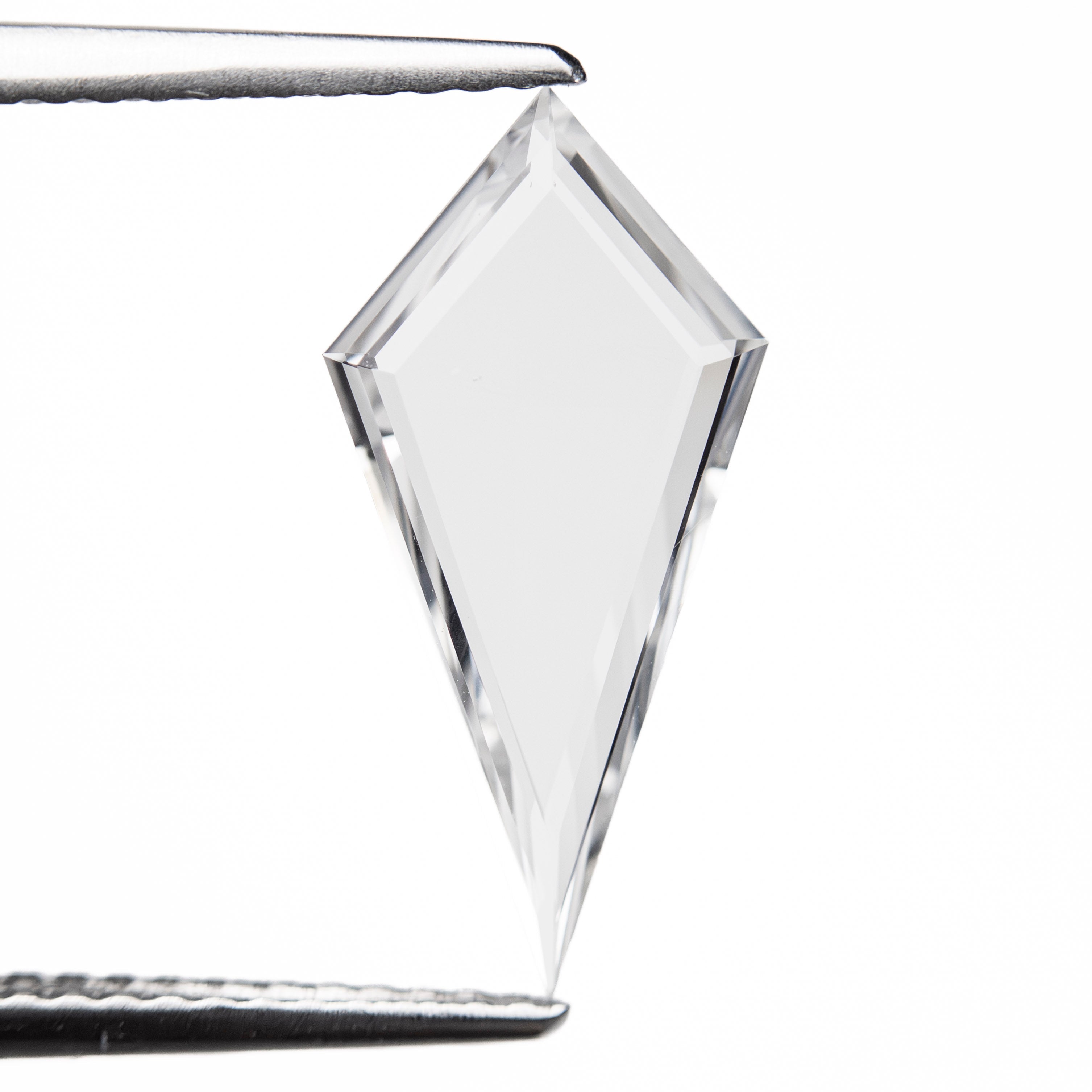 1.60ct 16.83x8.21x1.62mm Kite Portrait Cut Sapphire 27740-09-Staghead Designs