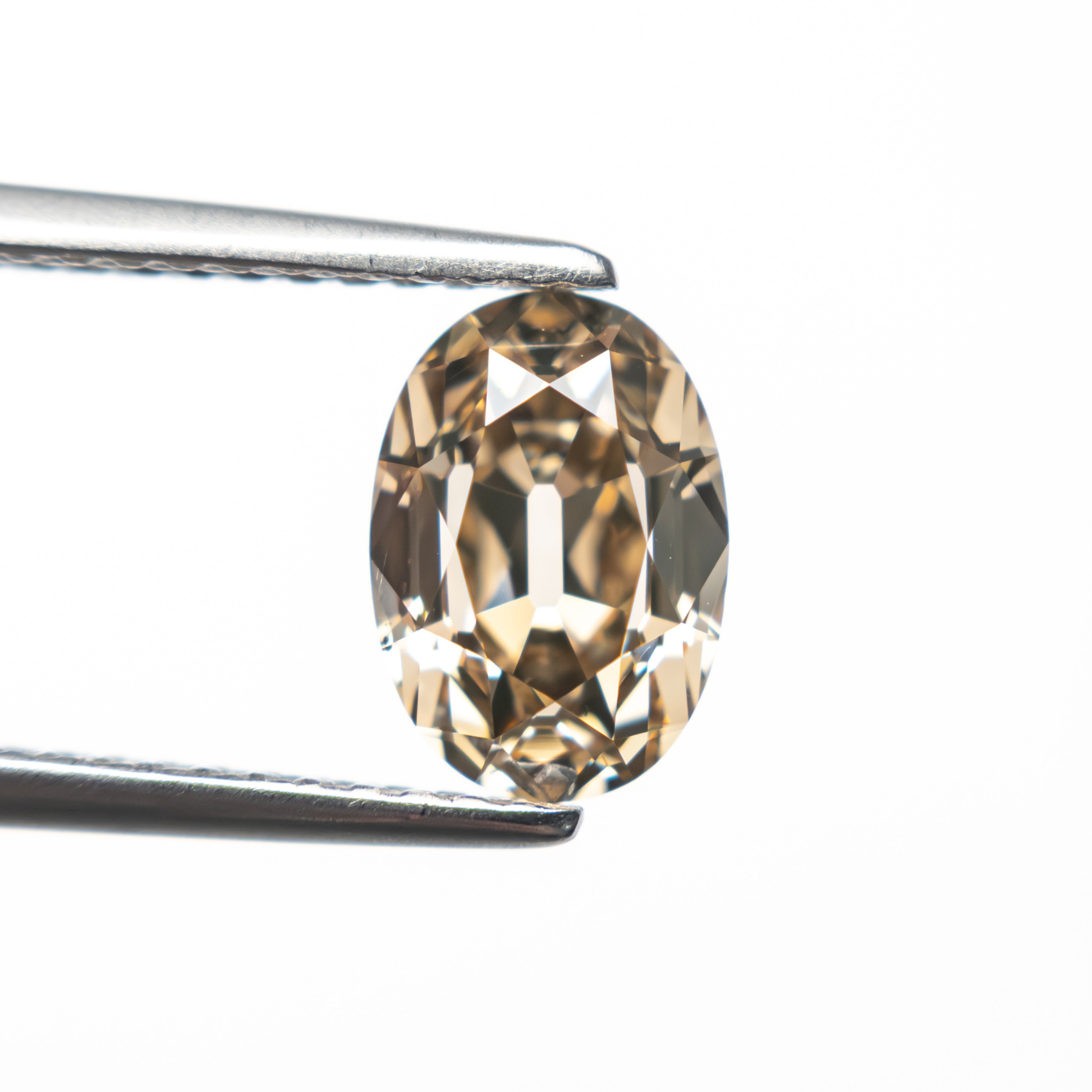 1.54ct 9.31x5.85x4.12mm SI1 C5 Modern Antique Oval Brilliant 27905-04