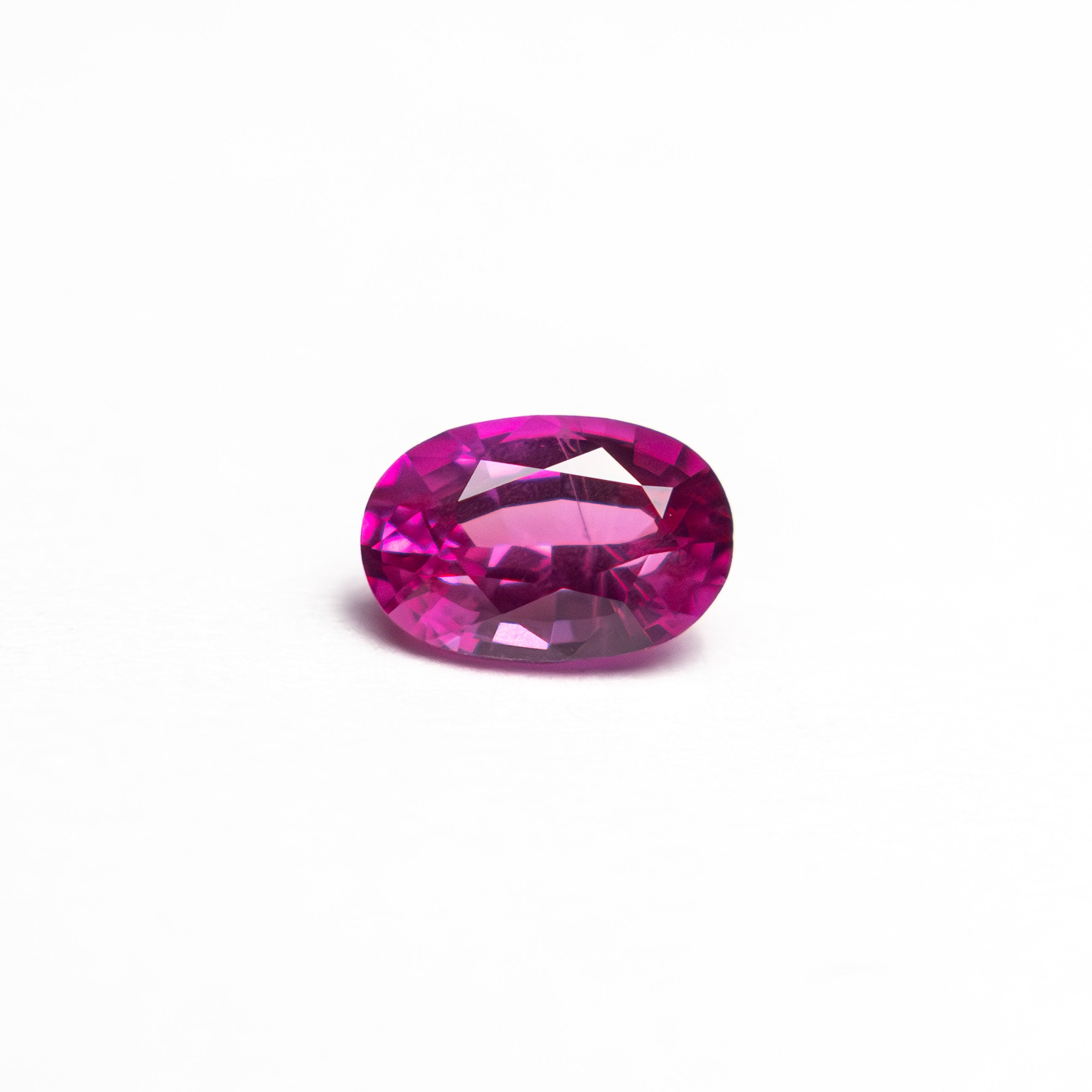 0.42ct 5.45x3.67x2.65mm Oval Brilliant Sapphire 27955-16-Staghead Designs
