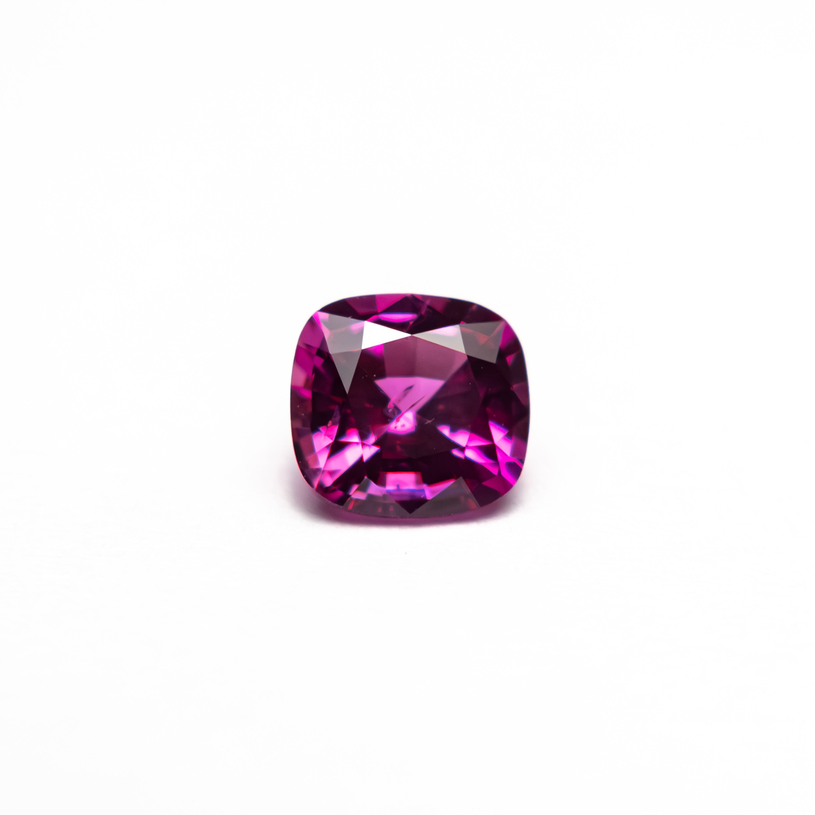 0.67ct 5.14x4.94x3.21mm Cushion Brilliant Sapphire 27955-18-Staghead Designs