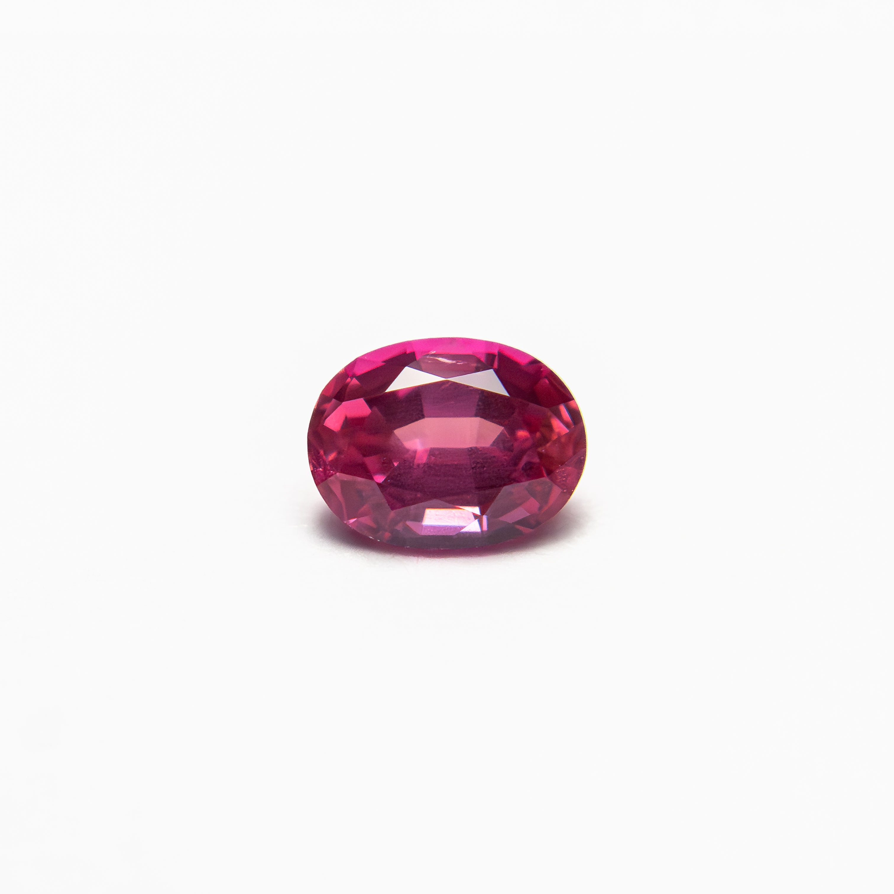 0.43ct 5.00x3.82x2.65mm Oval Brilliant Sapphire 27955-24-Staghead Designs