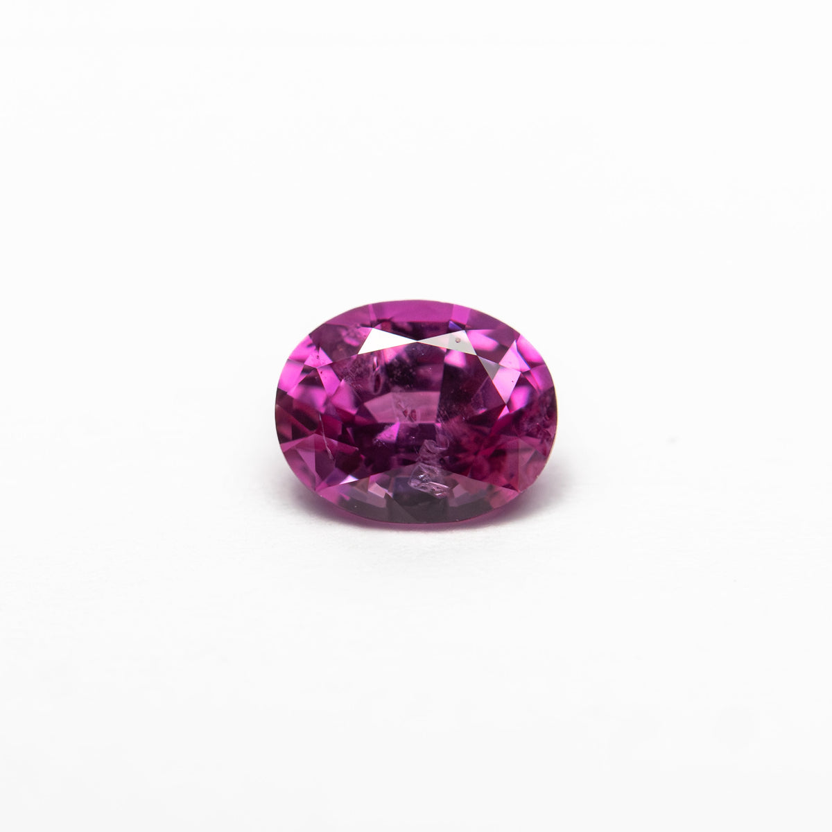 0.59ct 5.58x4.44x2.98mm Oval Brilliant Sapphire 27956-13