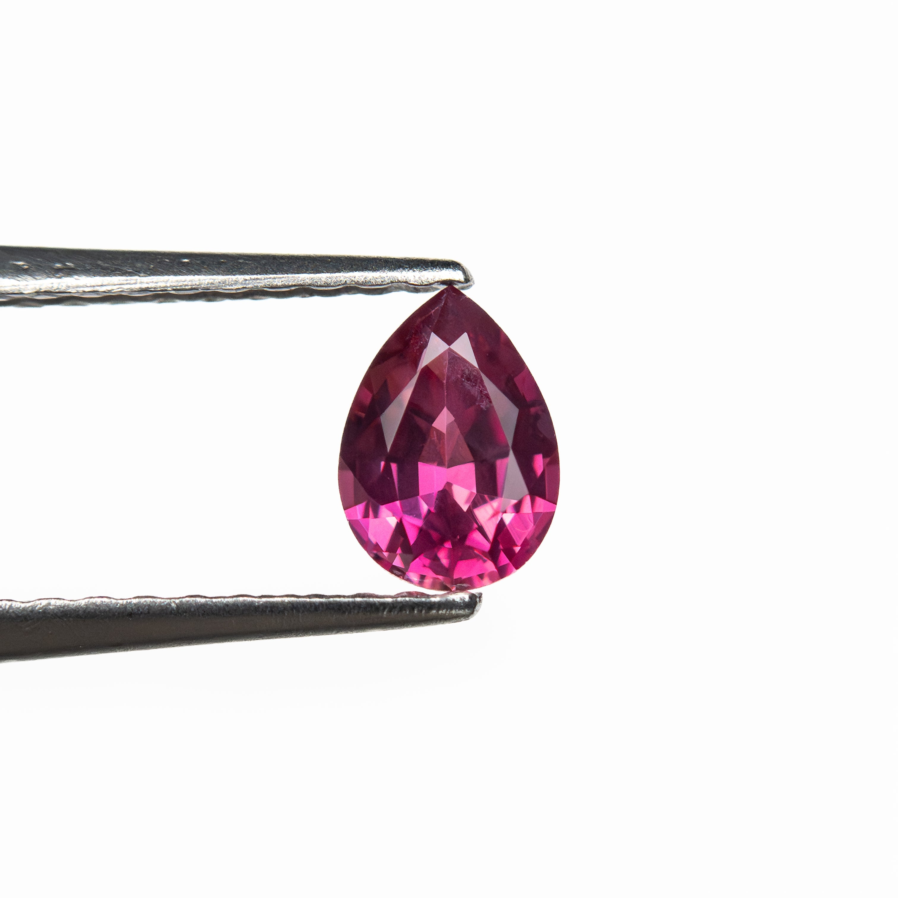 0.42ct 5.56x4.00x2.55mm Pear Brilliant Sapphire 27956-15-Staghead Designs