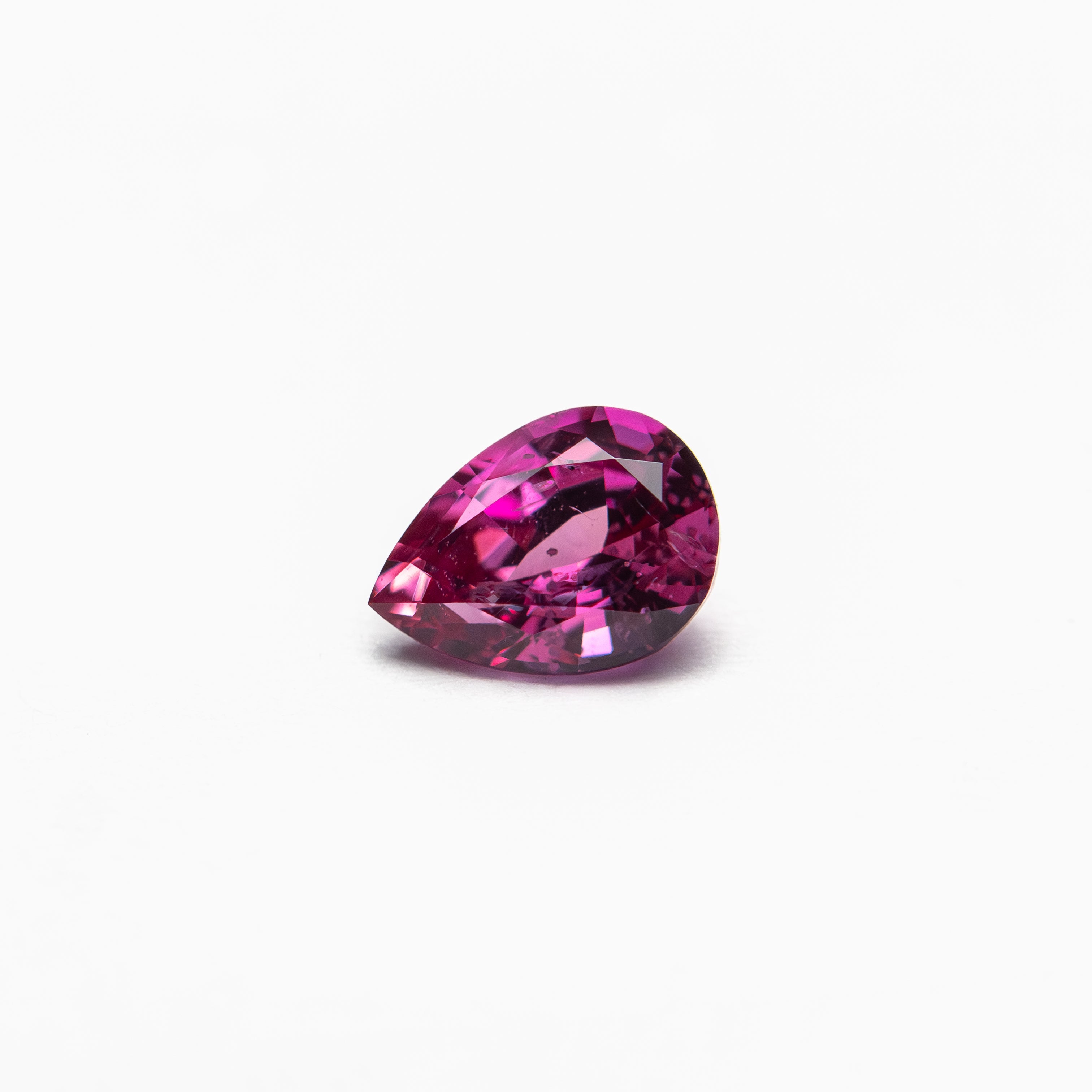0.43ct 5.40x3.93x2.72mm Pear Brilliant Sapphire 27956-27-Staghead Designs